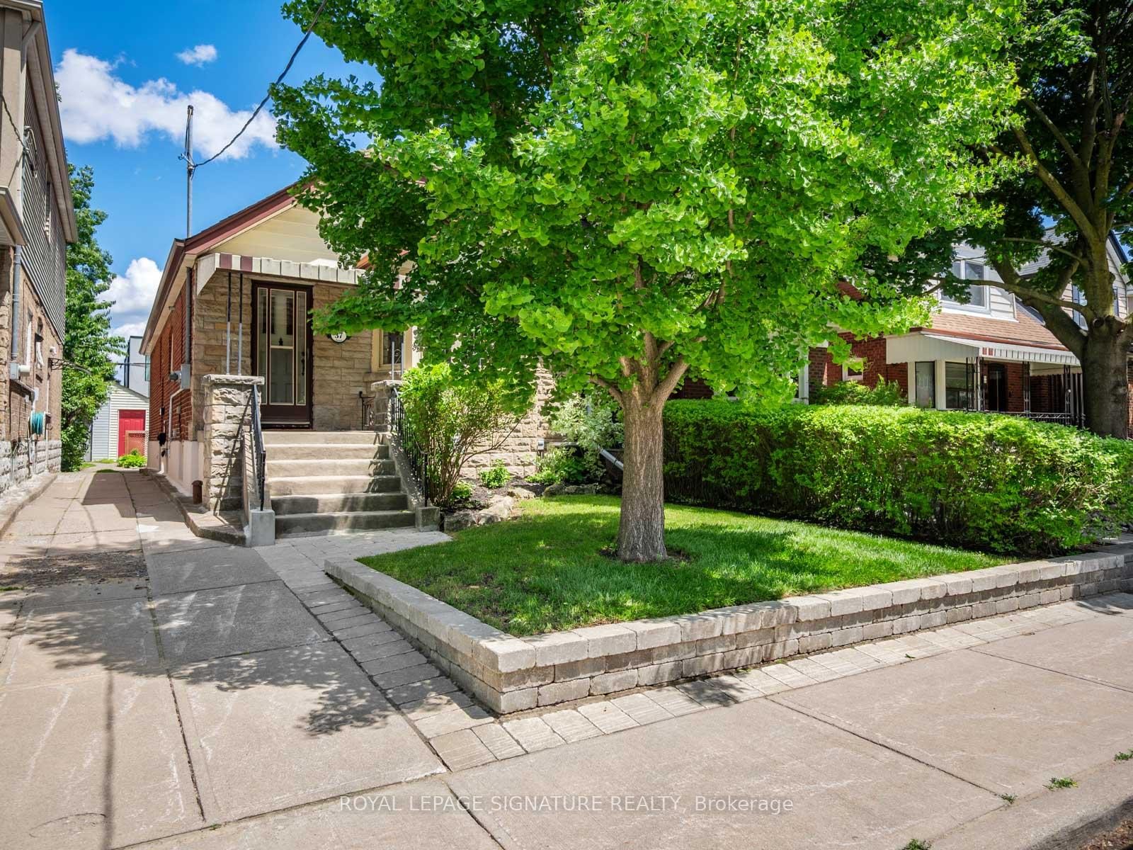 Photo 31 of 37 Chilton Road, Toronto, East York — HOMEH