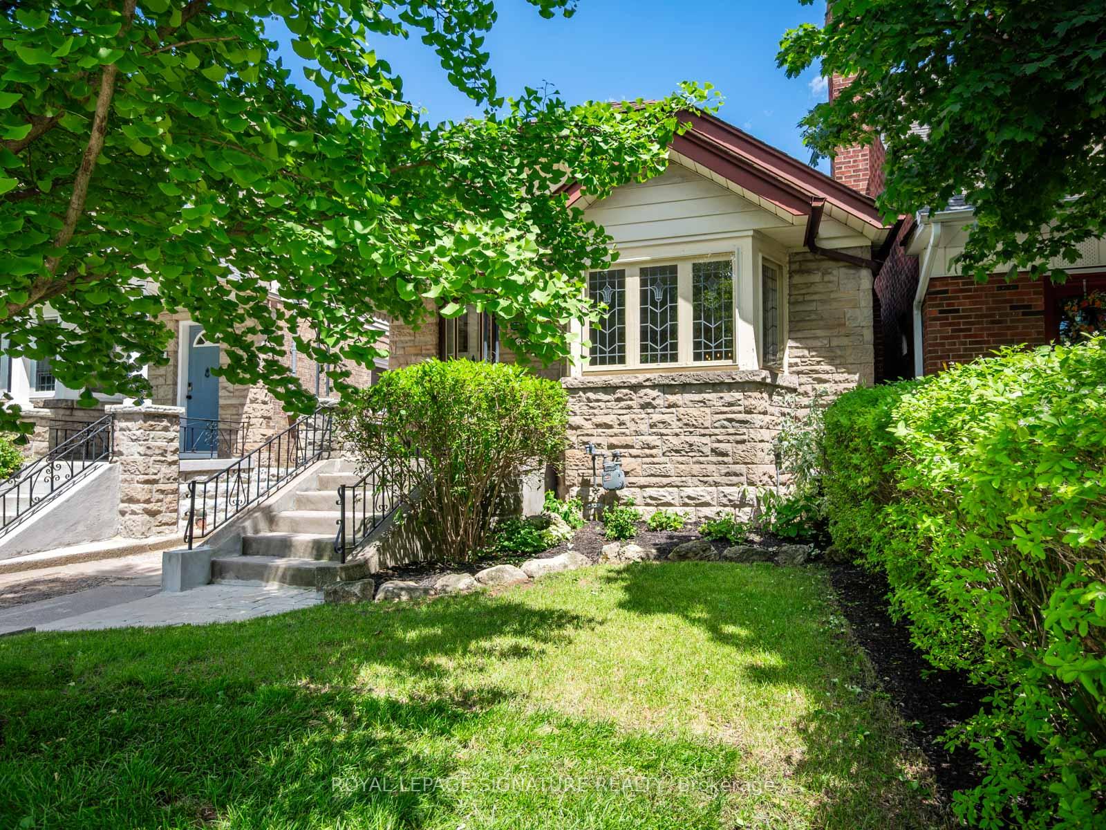 Photo 32 of 37 Chilton Road, Toronto, East York — HOMEH