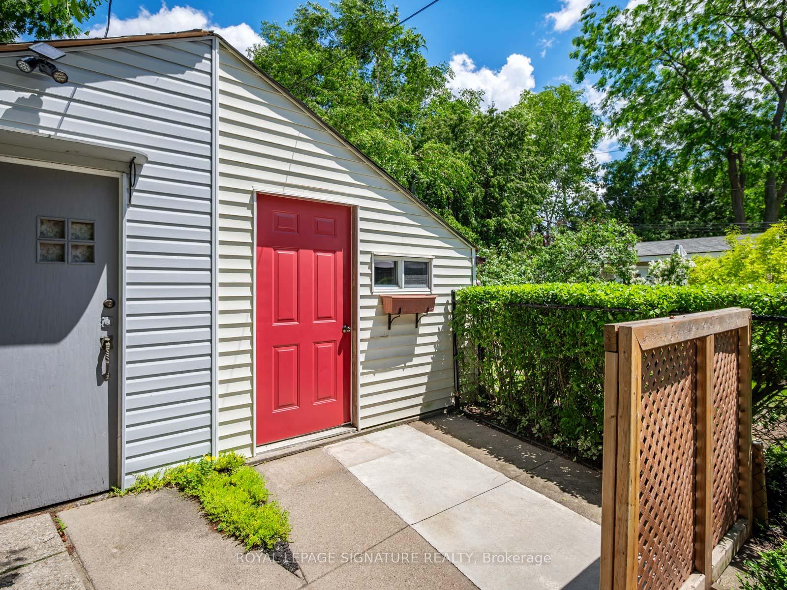 Photo 34 of 37 Chilton Road, Toronto, East York — HOMEH