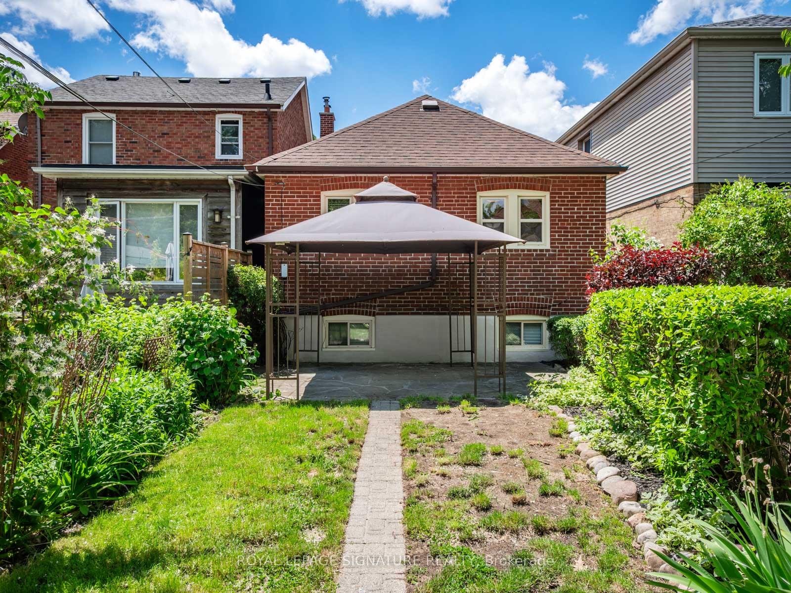 Photo 36 of 37 Chilton Road, Toronto, East York — HOMEH