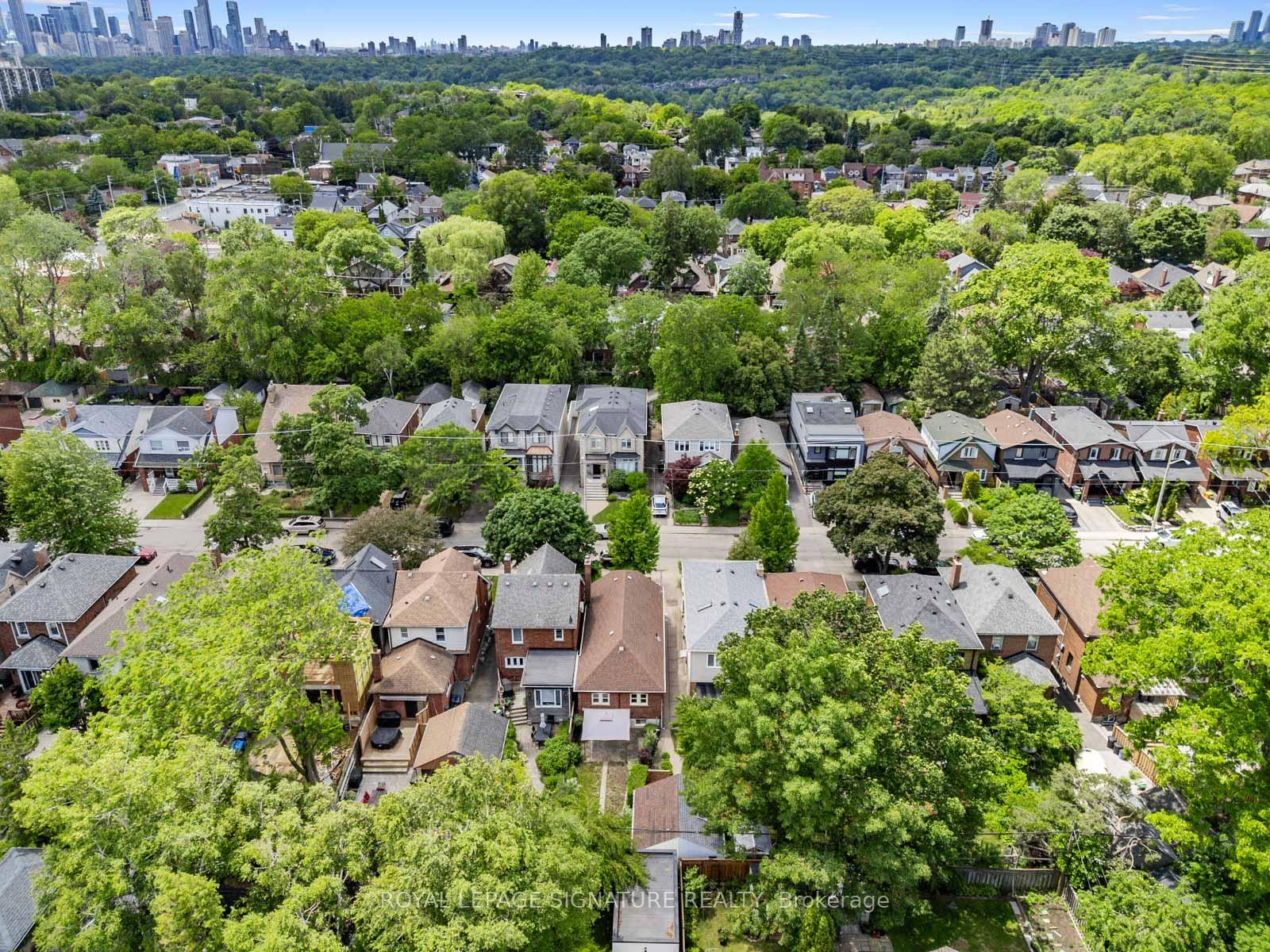 Photo 42 of 37 Chilton Road, Toronto, East York — HOMEH