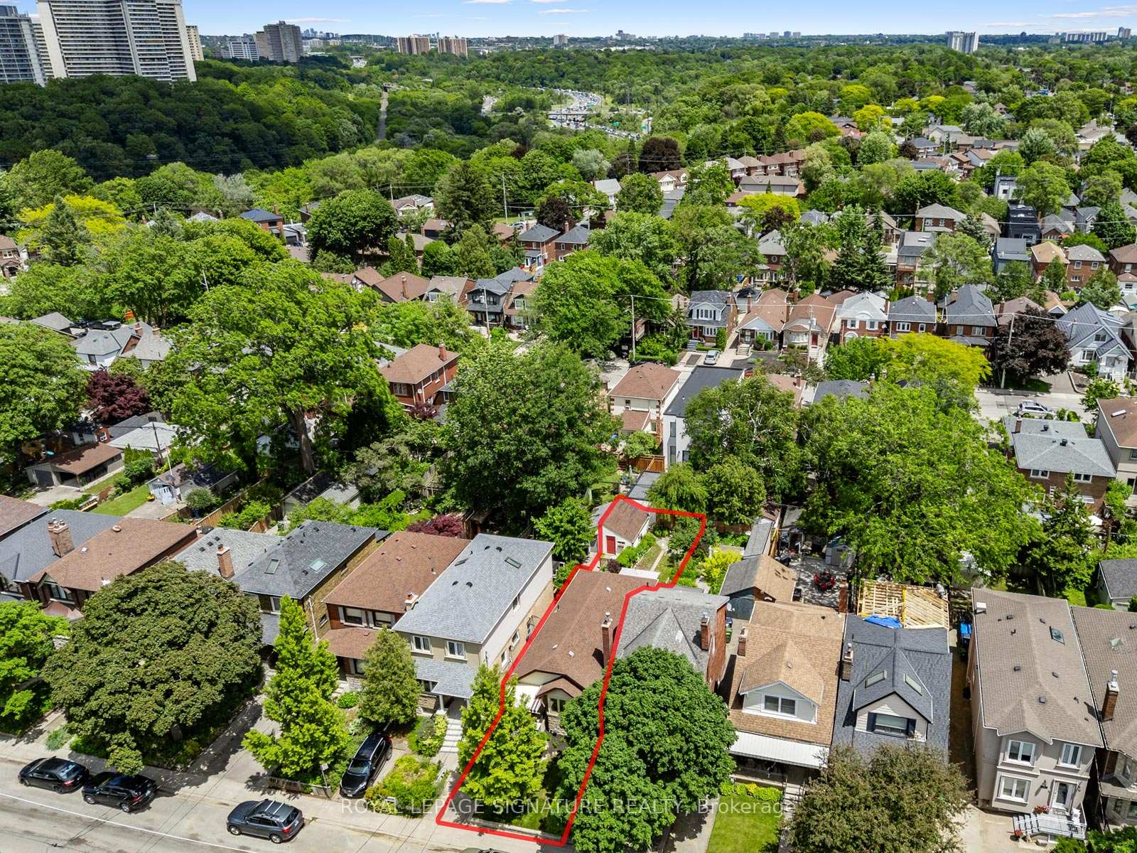 Photo 43 of 37 Chilton Road, Toronto, East York — HOMEH