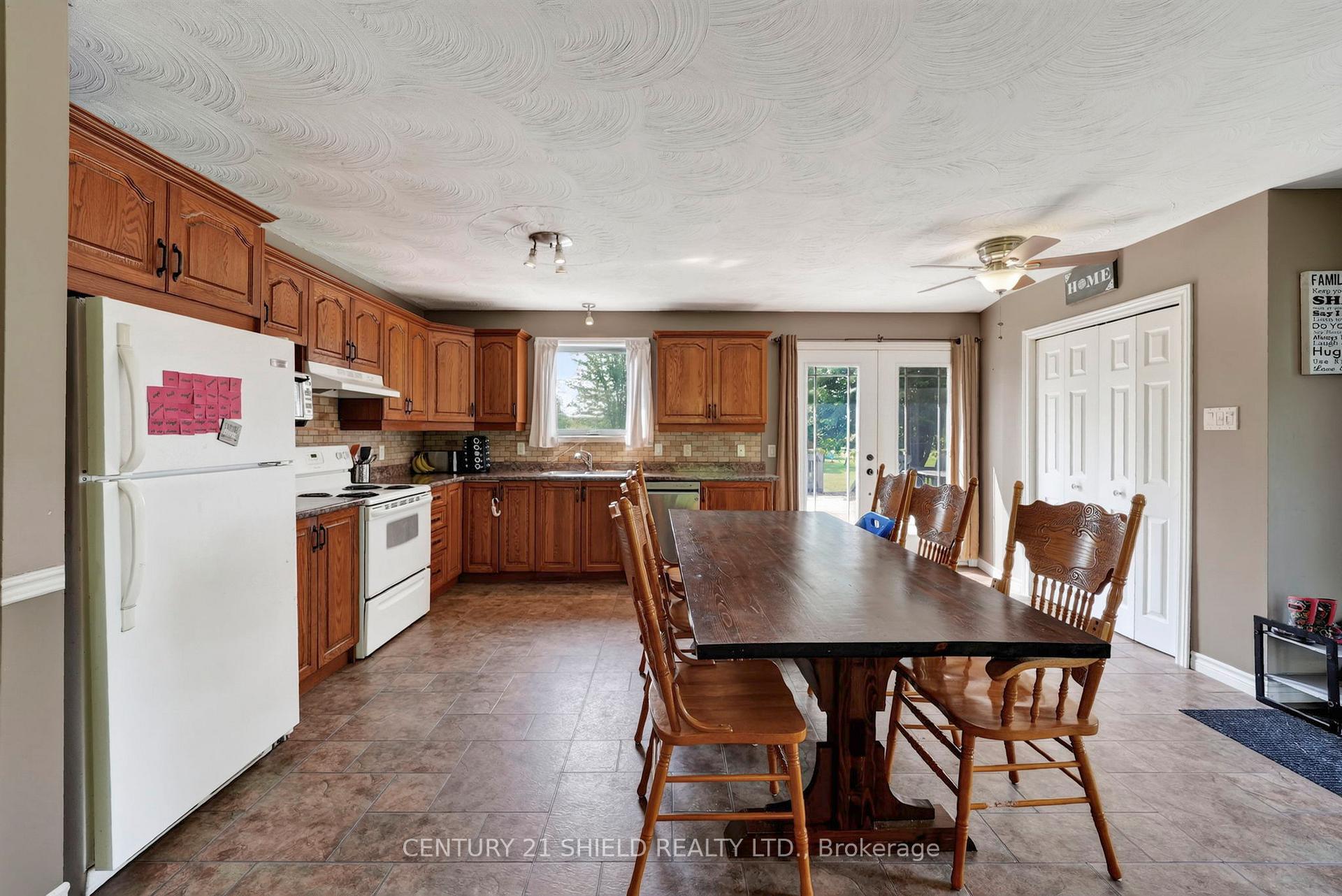 Photo 19 of 17614 Bloomington Road, North Stormont, North Stormont (Roxborough) Twp — HOMEH