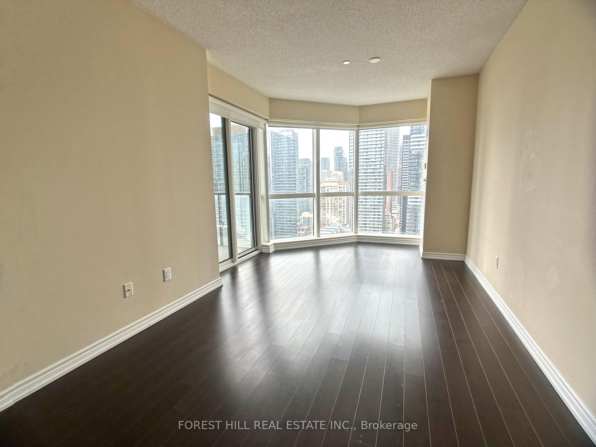 Photo 2 of Unit 3416, 386 Yonge Street, Toronto, Bay Street Corridor — HOMEH