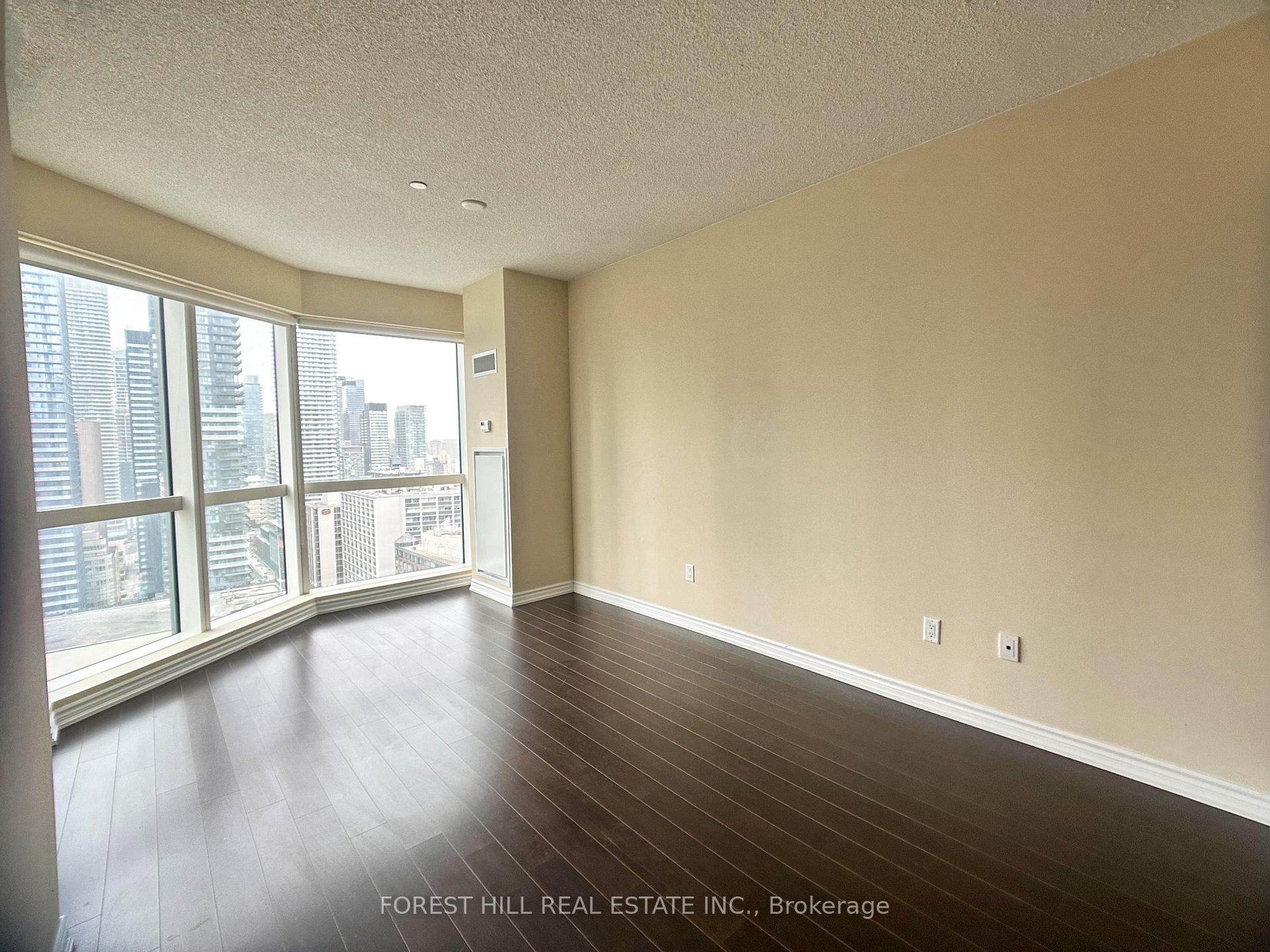 Photo 3 of Unit 3416, 386 Yonge Street, Toronto, Bay Street Corridor — HOMEH