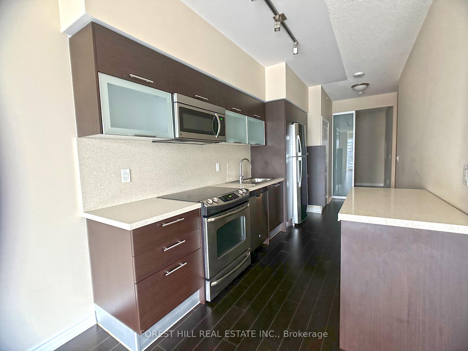Photo 4 of Unit 3416, 386 Yonge Street, Toronto, Bay Street Corridor — HOMEH