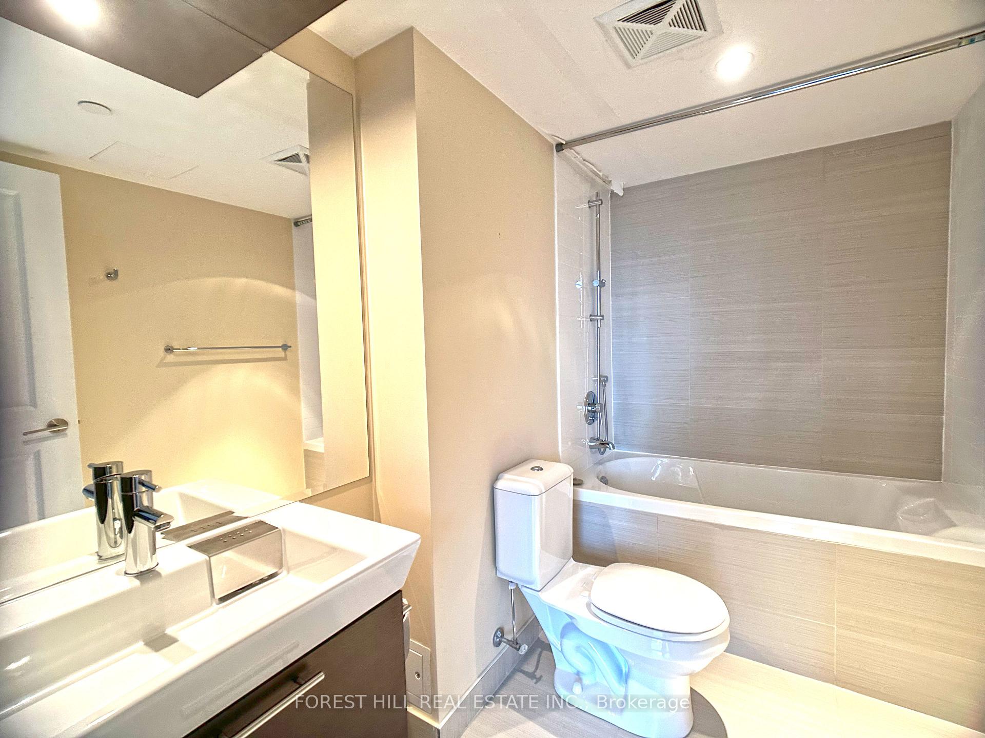 Photo 7 of Unit 3416, 386 Yonge Street, Toronto, Bay Street Corridor — HOMEH