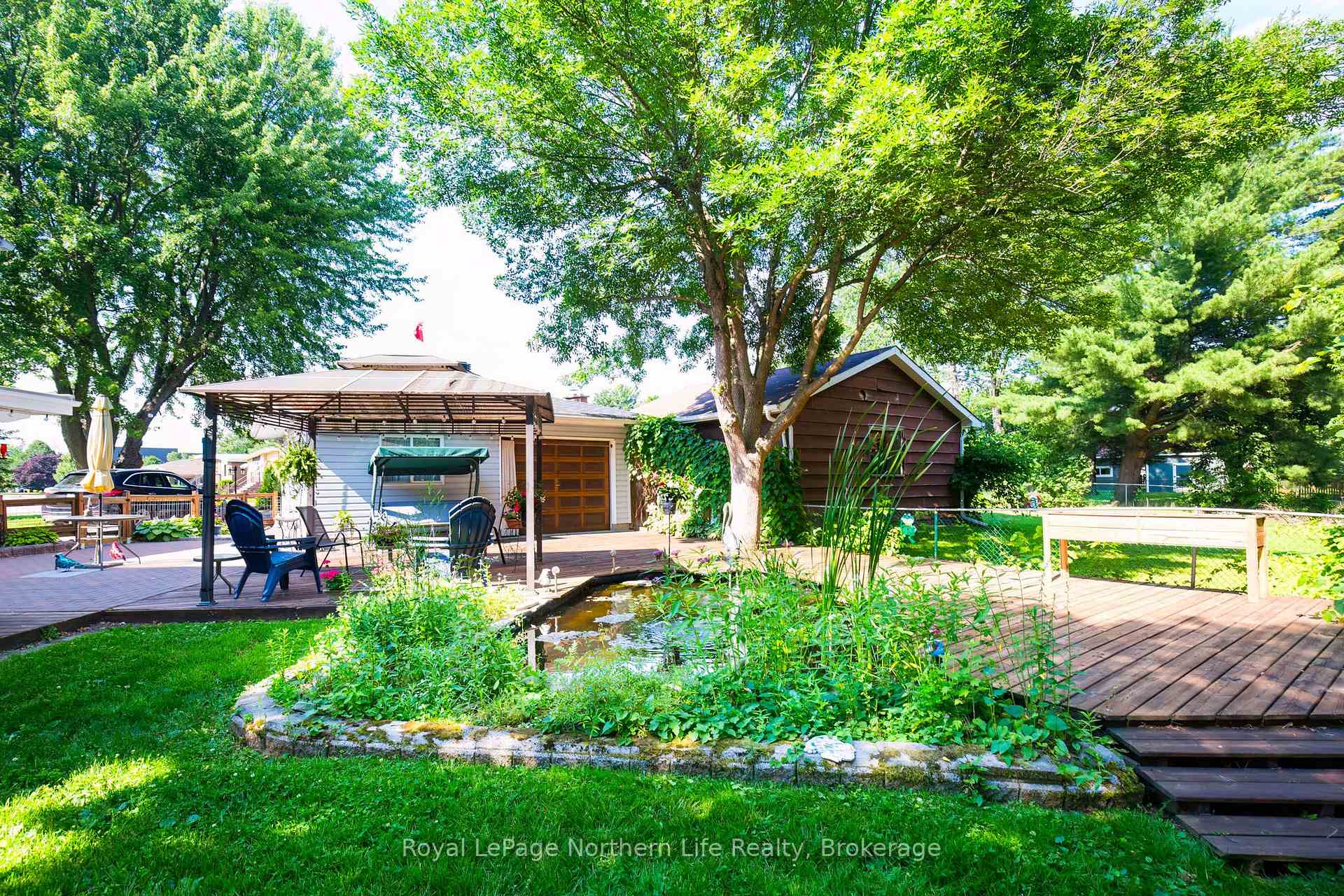 Photo 9 of 29 Marshall Park Drive, North Bay, Ferris — HOMEH