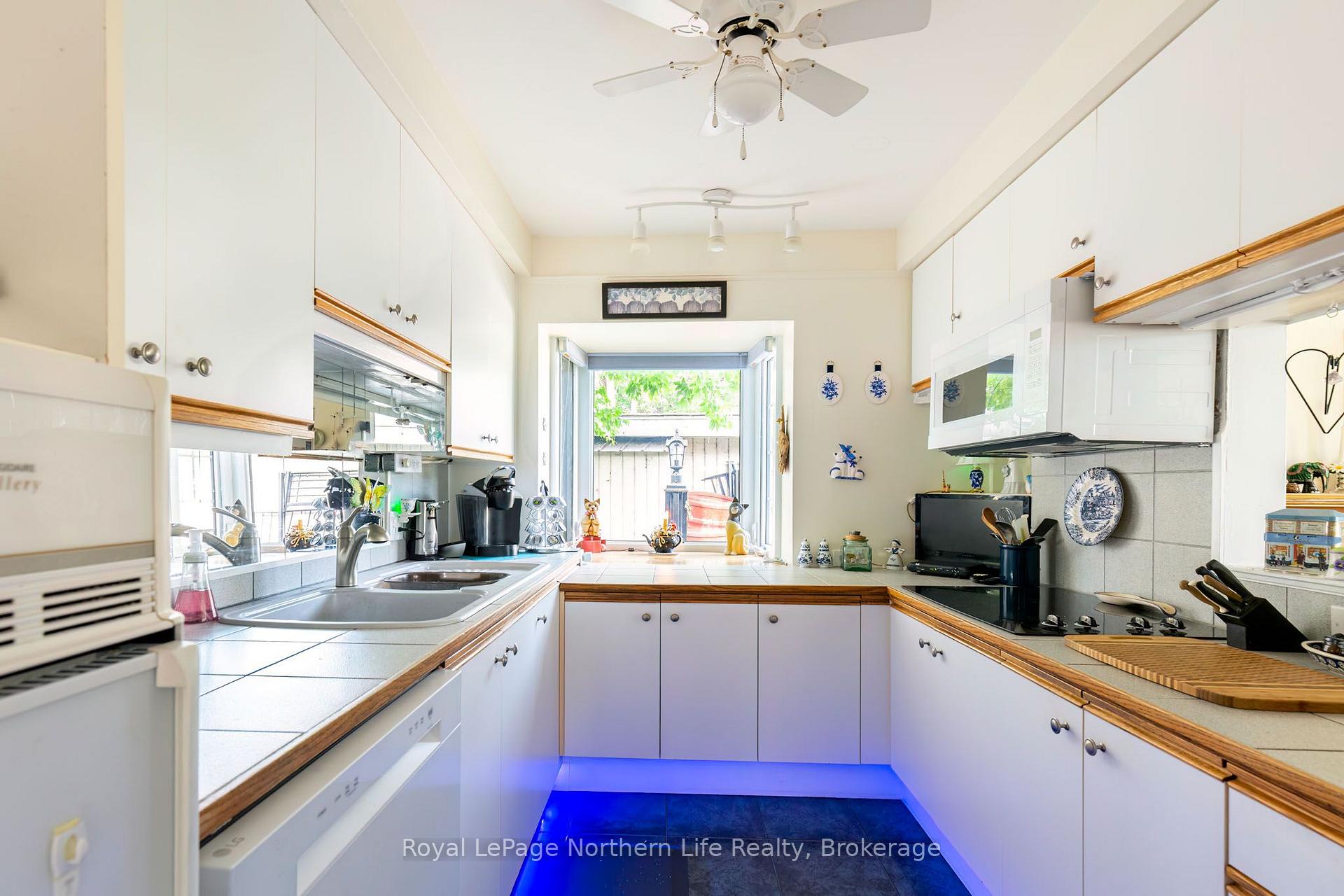 Photo 19 of 29 Marshall Park Drive, North Bay, Ferris — HOMEH