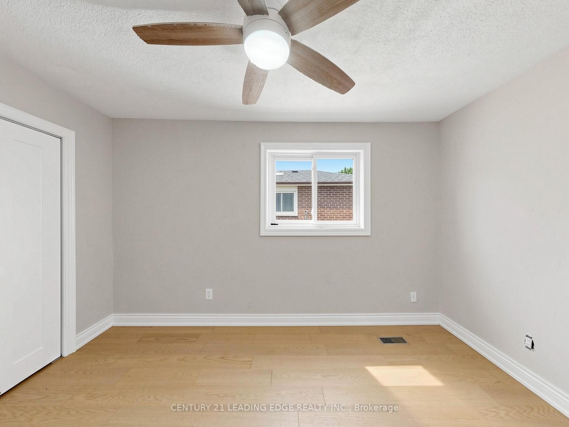 Photo 24 of 23 Spragg Circle, Markham, Markham Village — HOMEH