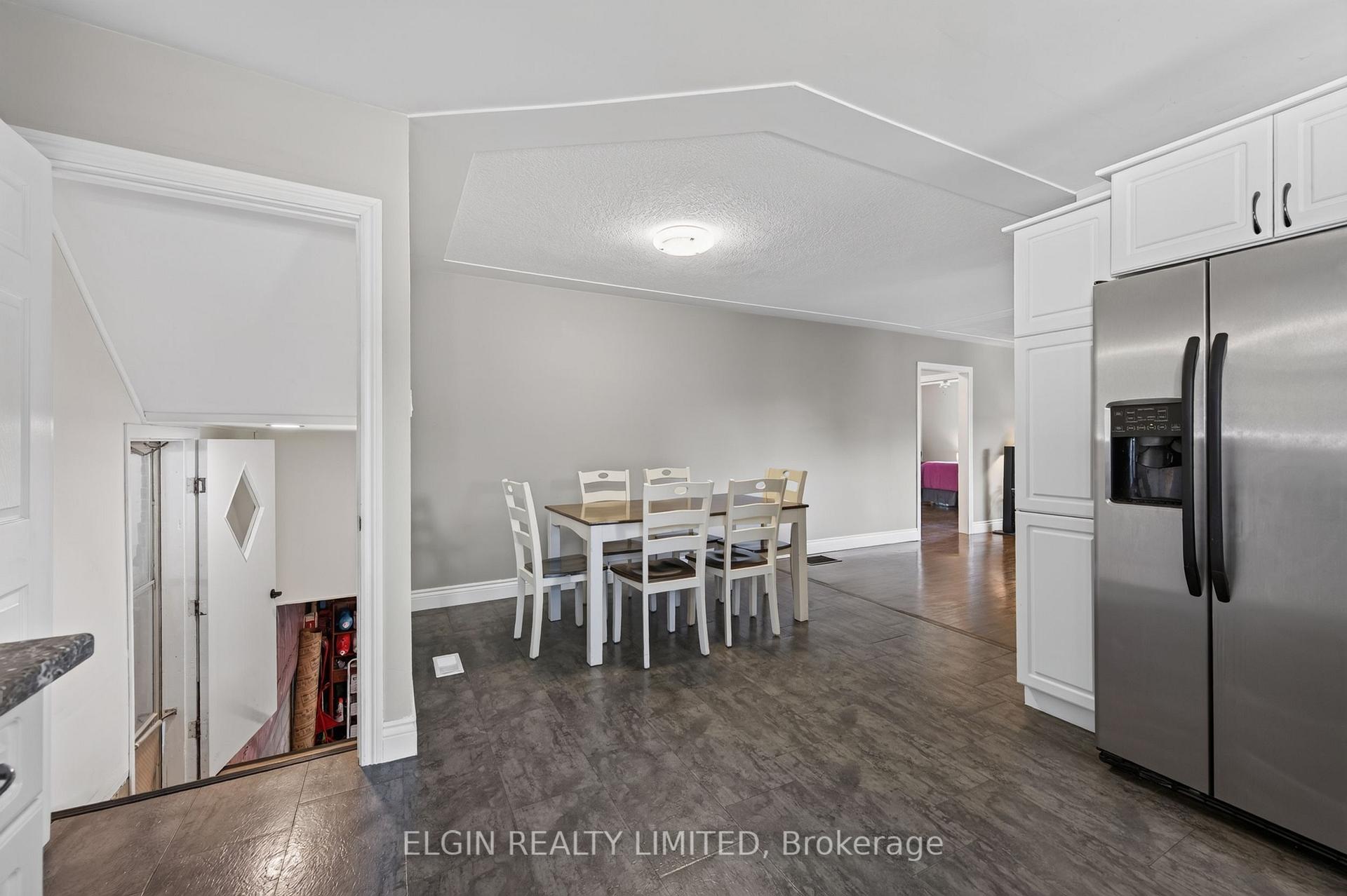 Photo 17 of 664 Elm Street, St. Thomas — HOMEH