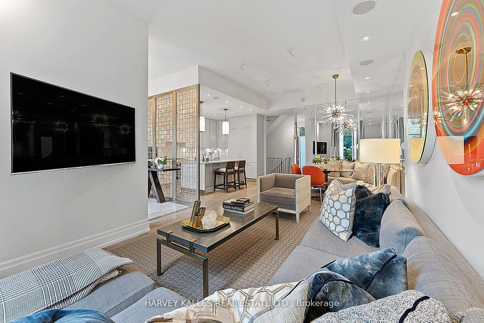 Photo 5 of Unit TH1, 127 Pears Avenue, Toronto, The Annex — HOMEH