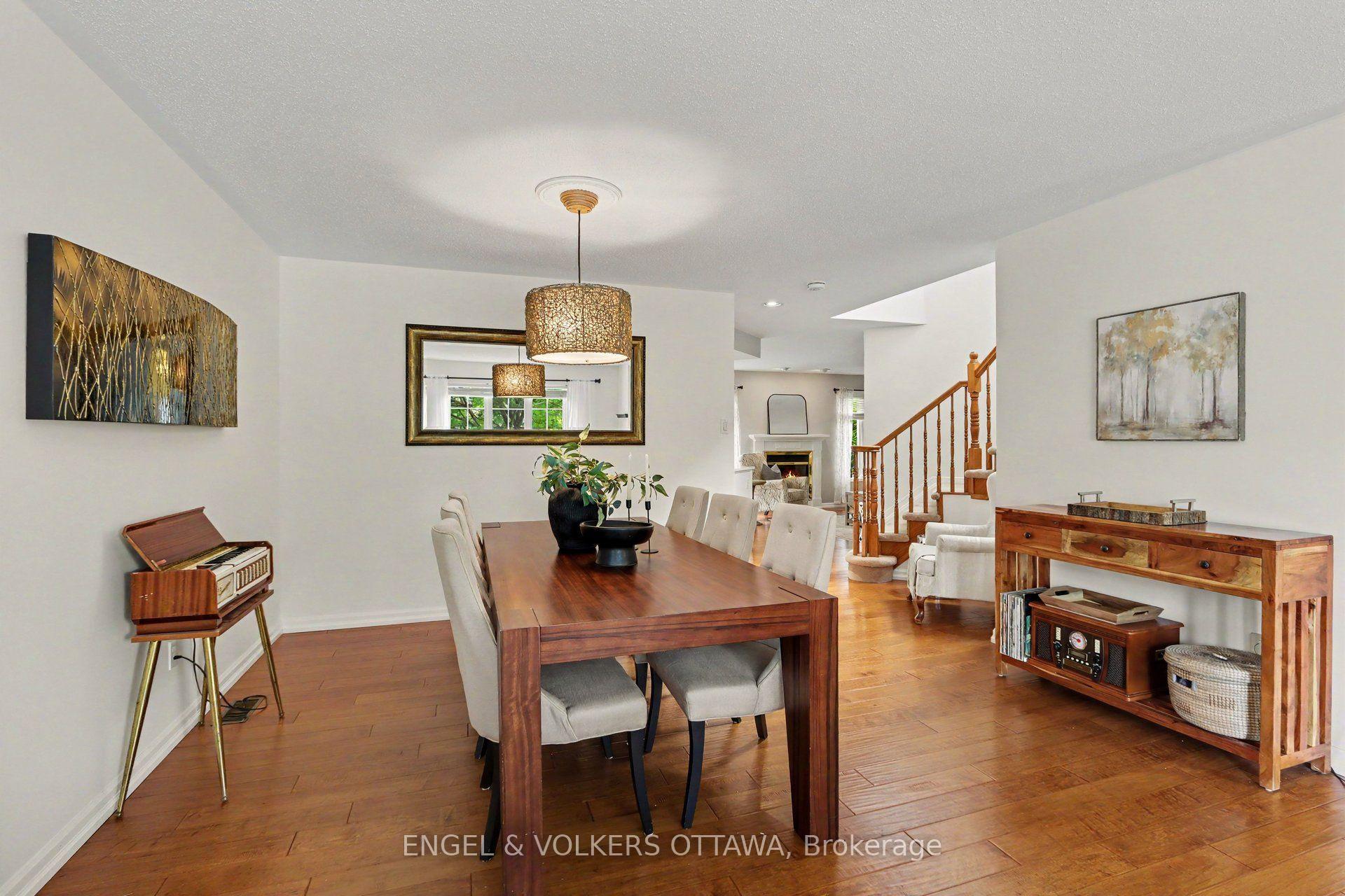 Photo 4 of 55 Hathaway Drive, Ottawa, Barrhaven East — HOMEH