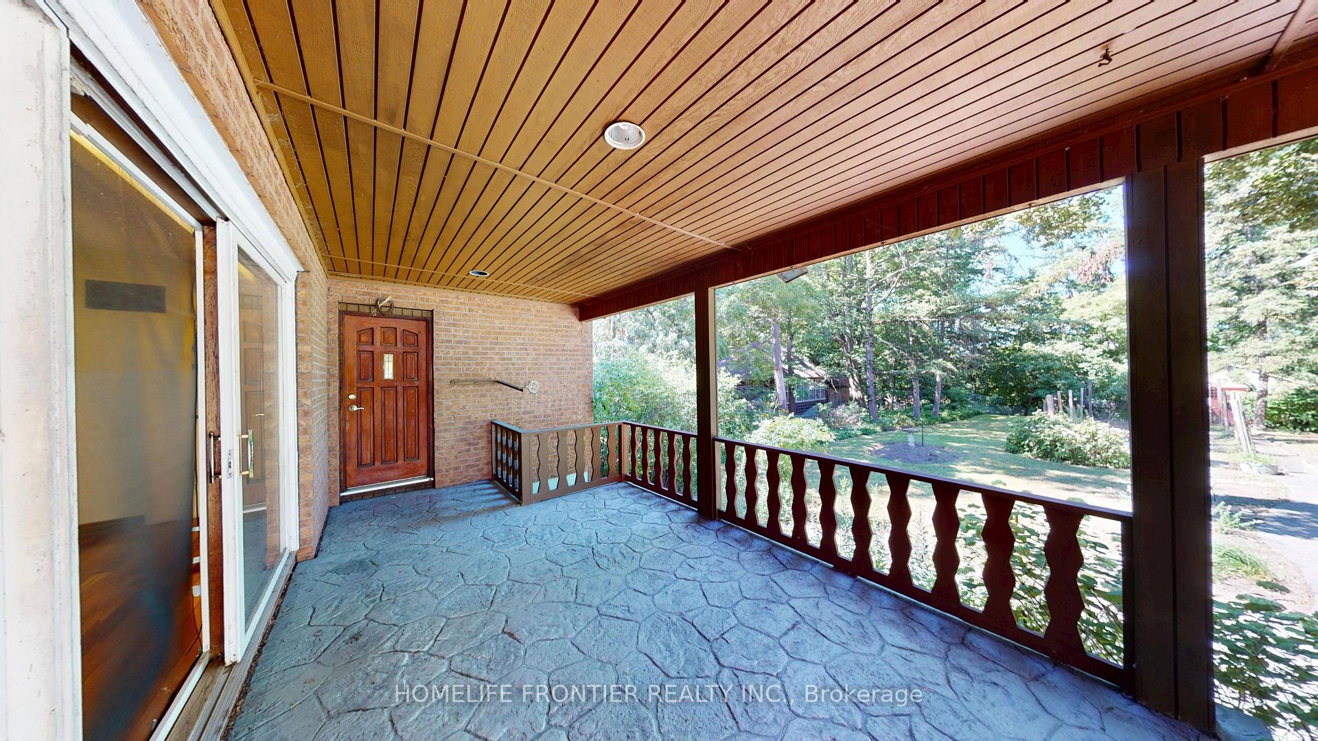 Photo 20 of 36 Riverdale Drive, Etobicoke, Thistletown-Beaumonde Heights — HOMEH