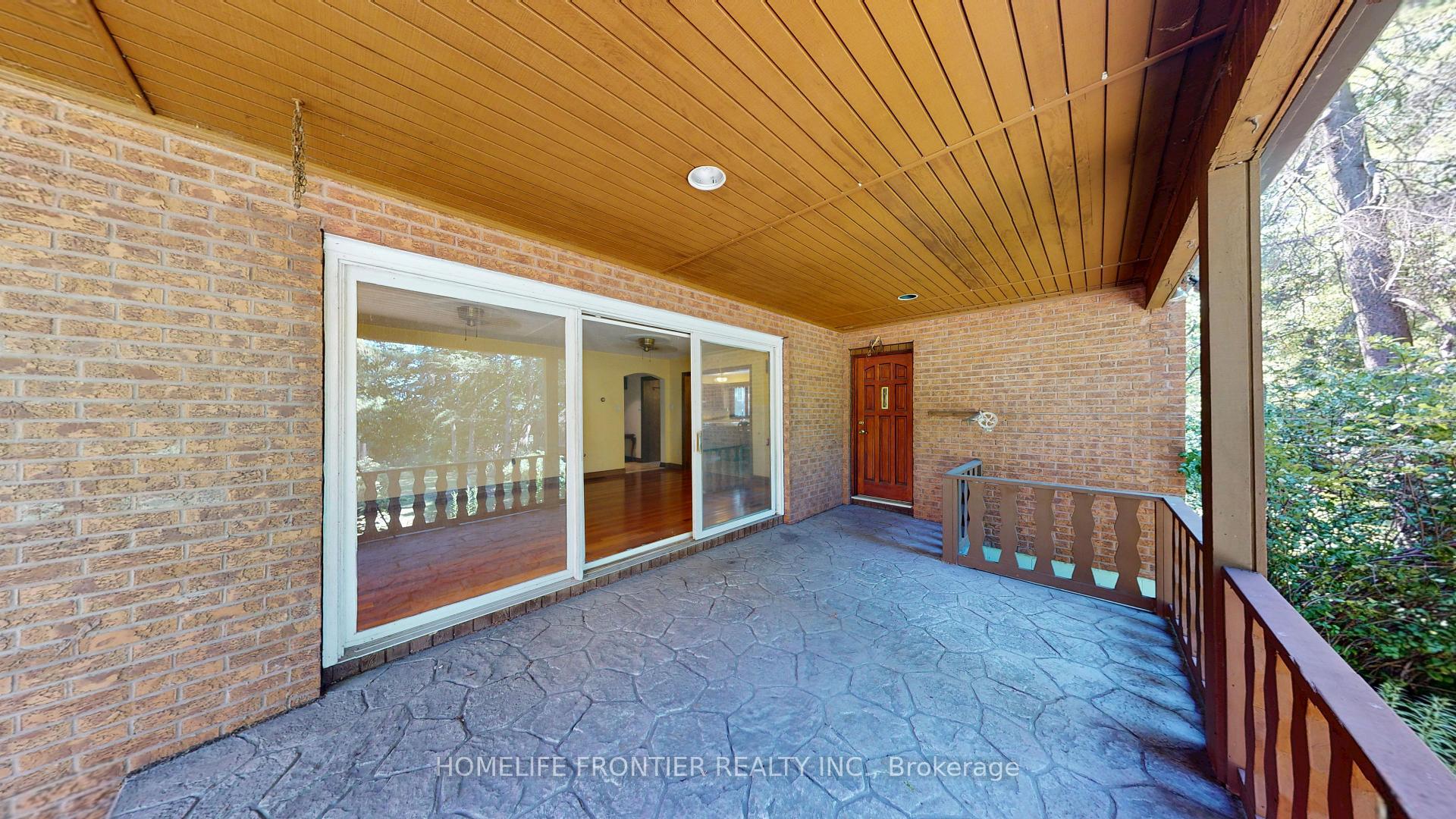 Photo 21 of 36 Riverdale Drive, Etobicoke, Thistletown-Beaumonde Heights — HOMEH