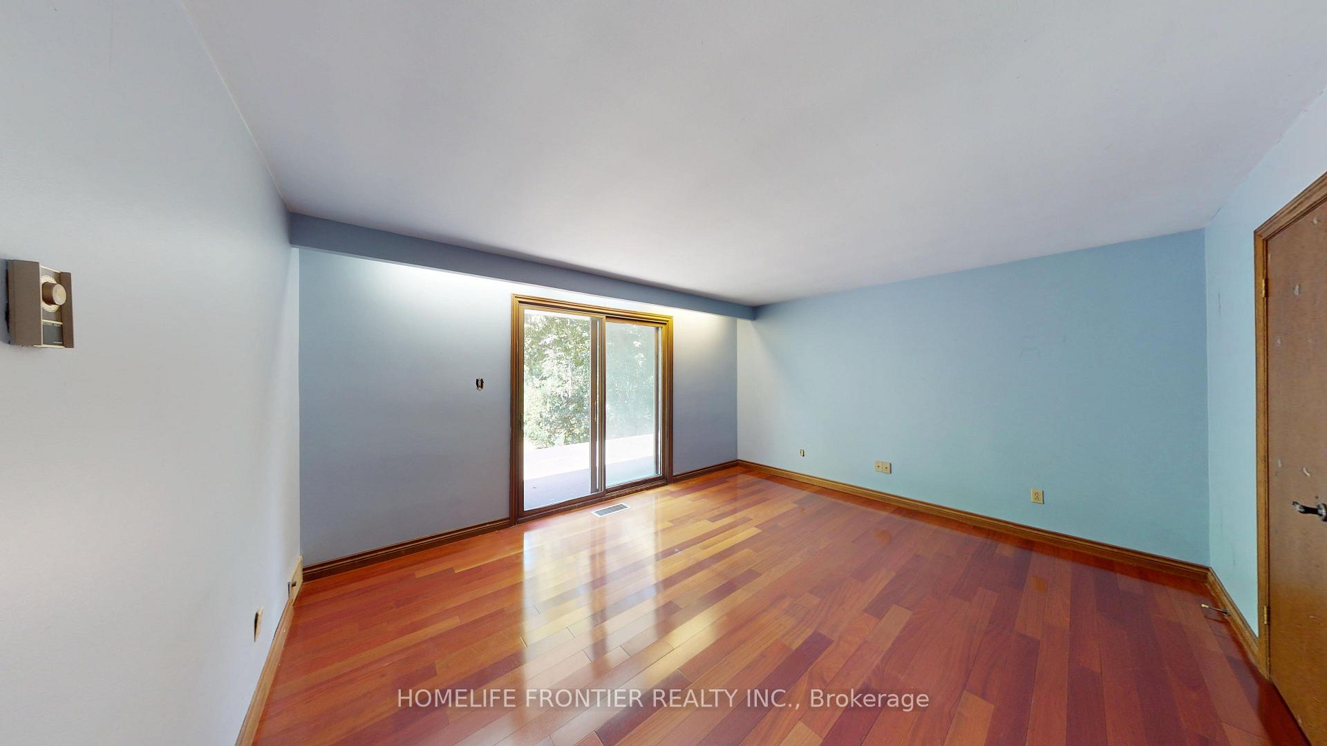 Photo 37 of 36 Riverdale Drive, Etobicoke, Thistletown-Beaumonde Heights — HOMEH