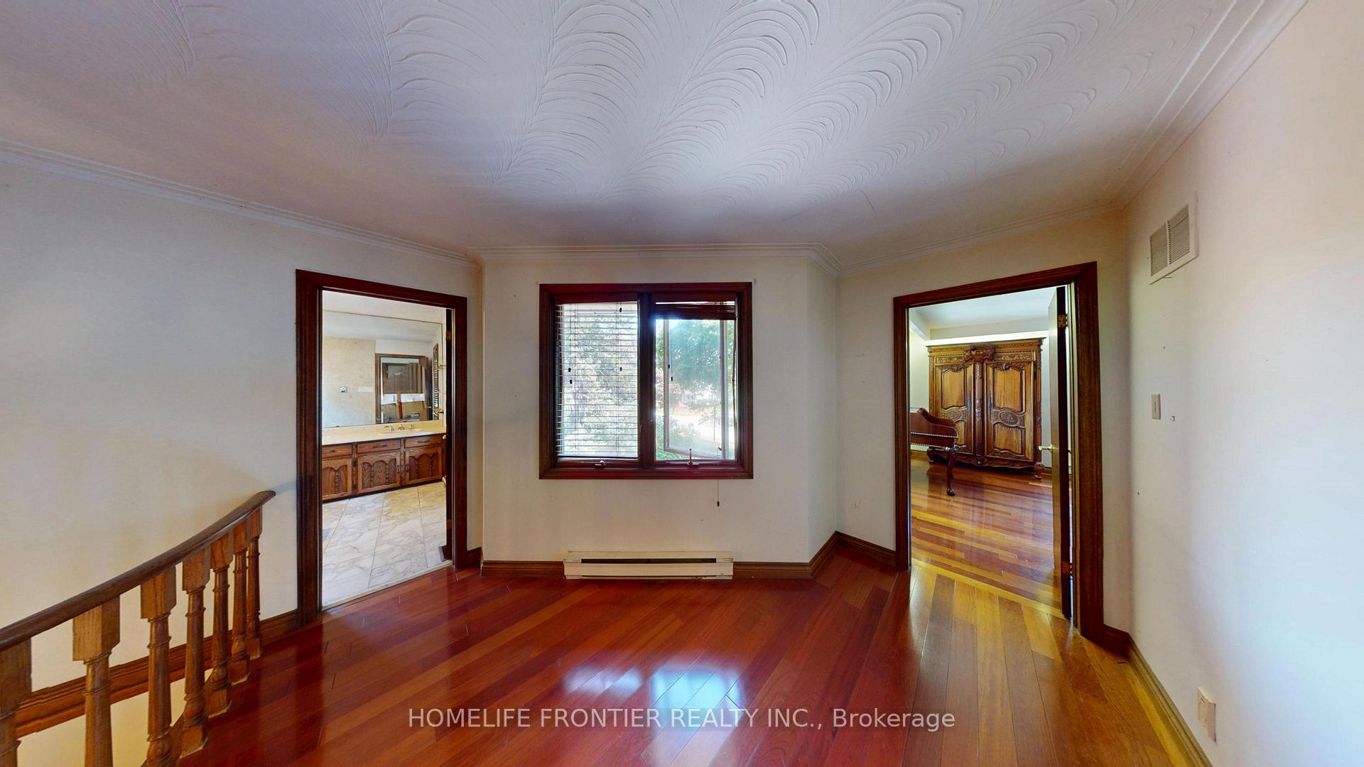 Photo 39 of 36 Riverdale Drive, Etobicoke, Thistletown-Beaumonde Heights — HOMEH