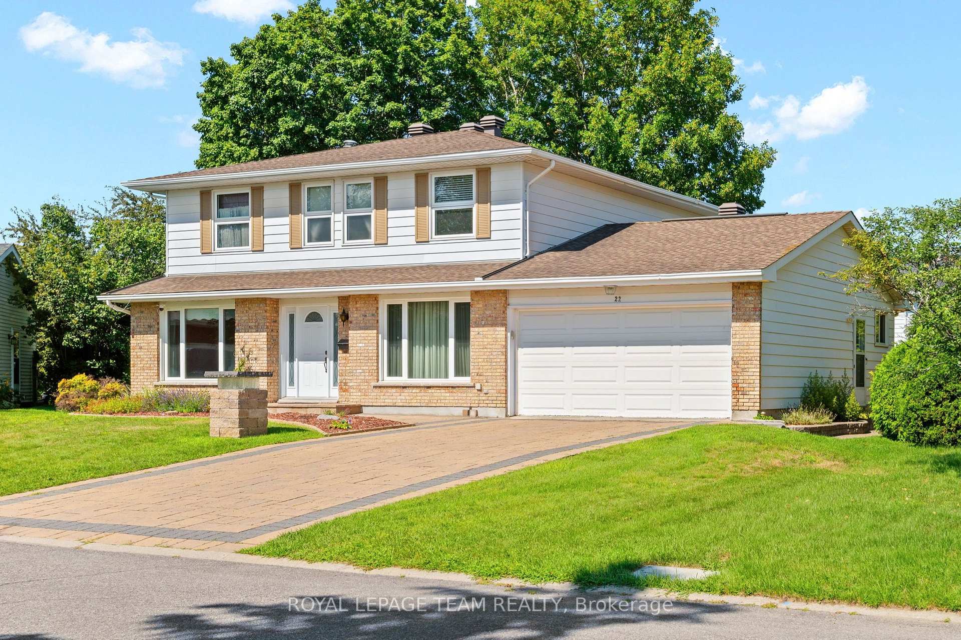 Photo 2 of 22 Markham Avenue, Ottawa, Craig Henry/Woodvale — HOMEH