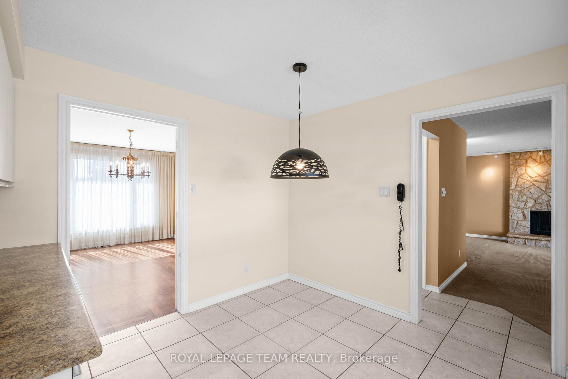 Photo 19 of 22 Markham Avenue, Ottawa, Craig Henry/Woodvale — HOMEH