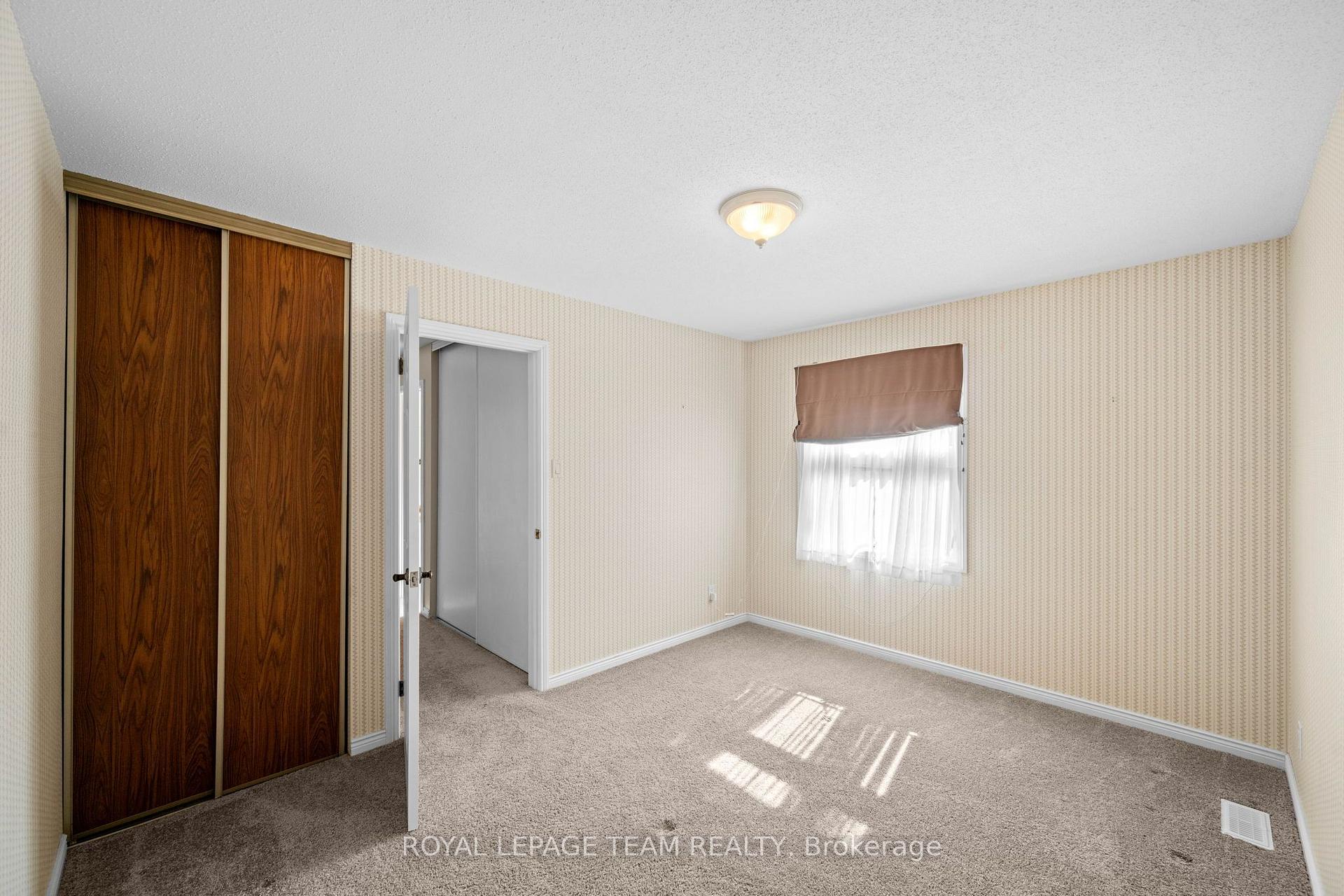 Photo 27 of 22 Markham Avenue, Ottawa, Craig Henry/Woodvale — HOMEH