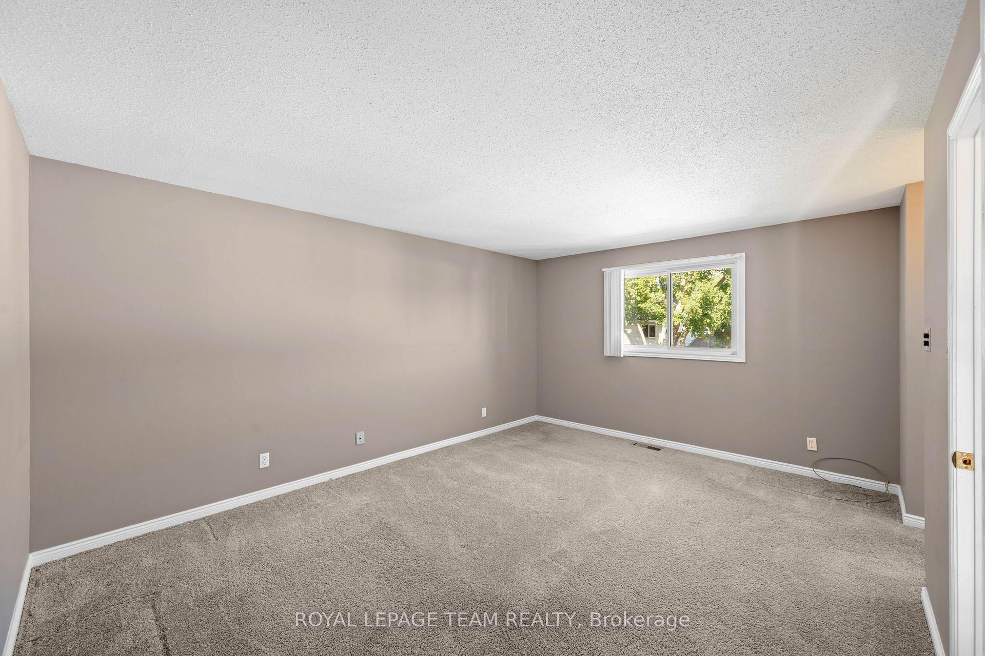 Photo 30 of 22 Markham Avenue, Ottawa, Craig Henry/Woodvale — HOMEH
