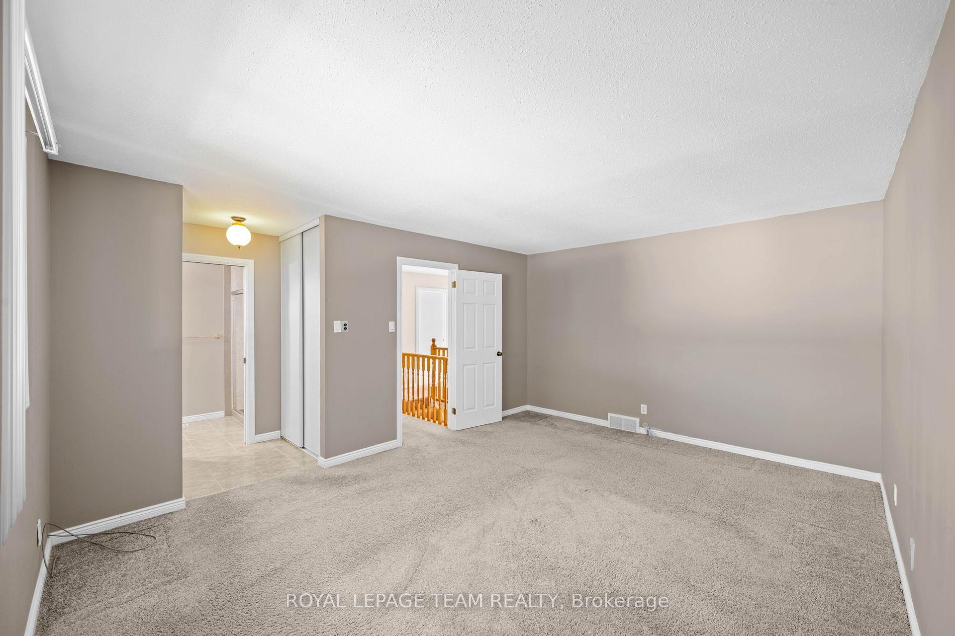 Photo 31 of 22 Markham Avenue, Ottawa, Craig Henry/Woodvale — HOMEH
