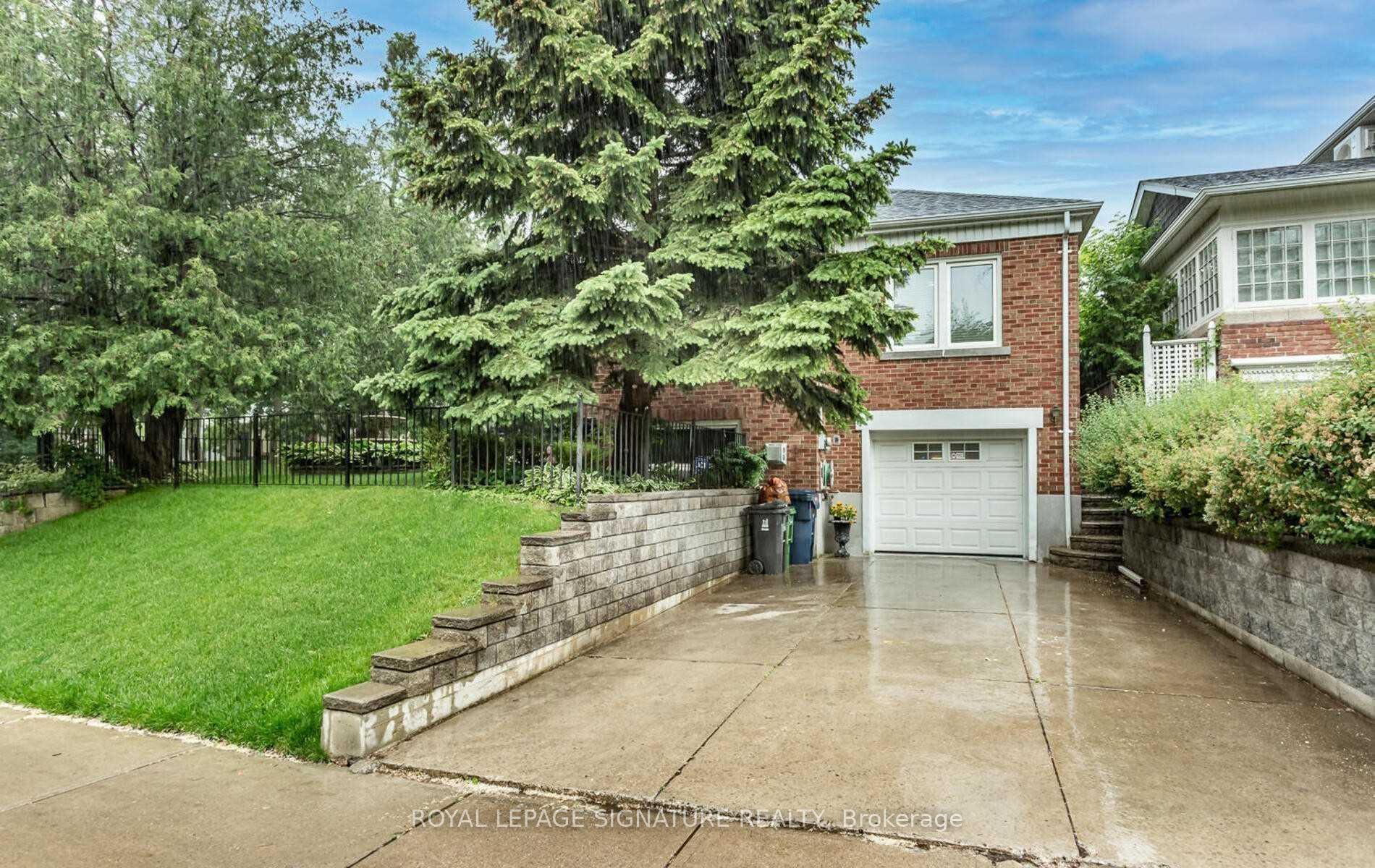 Photo 2 of 2 Hillcrest Drive, Toronto, Wychwood — HOMEH