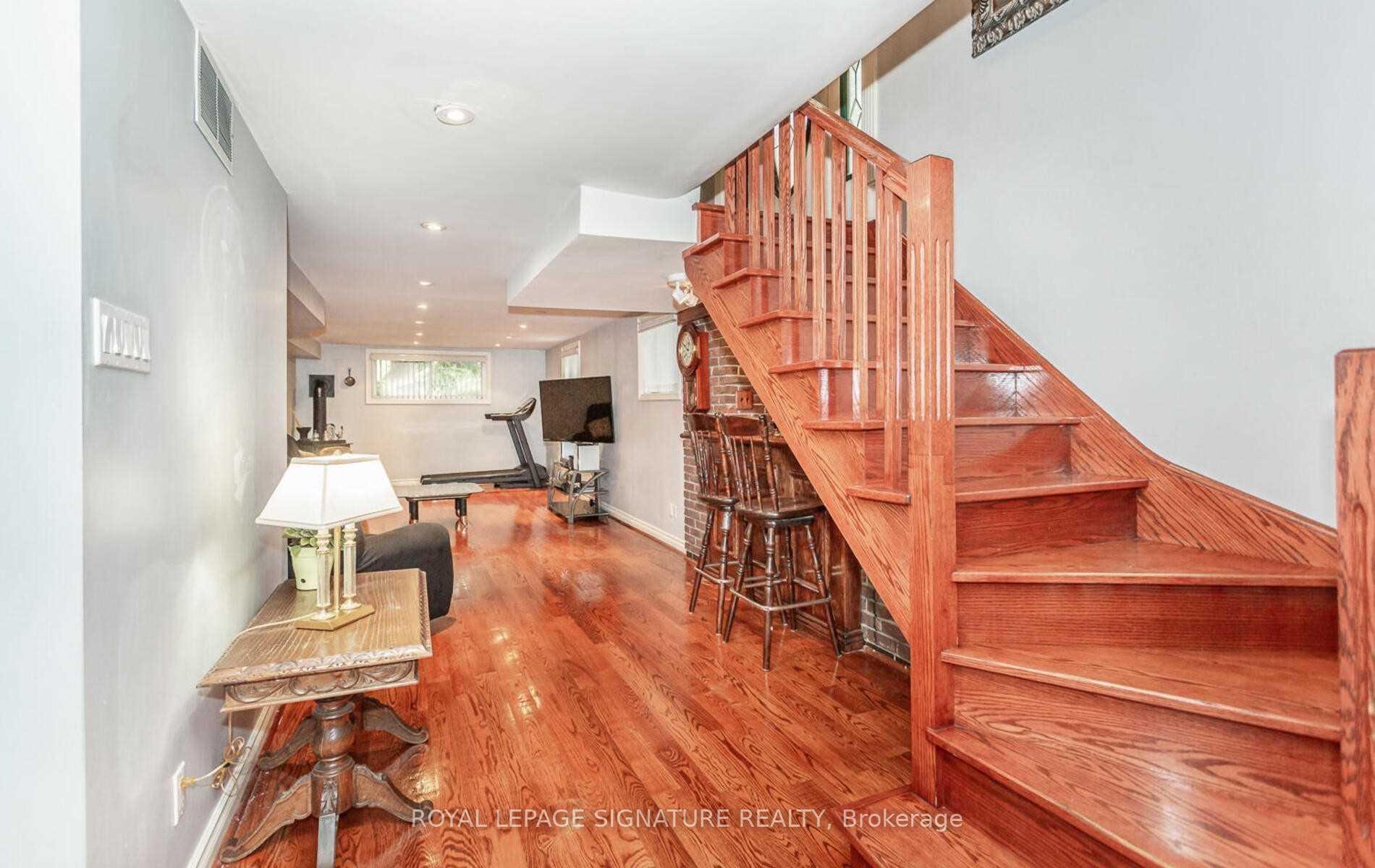 Photo 14 of 2 Hillcrest Drive, Toronto, Wychwood — HOMEH