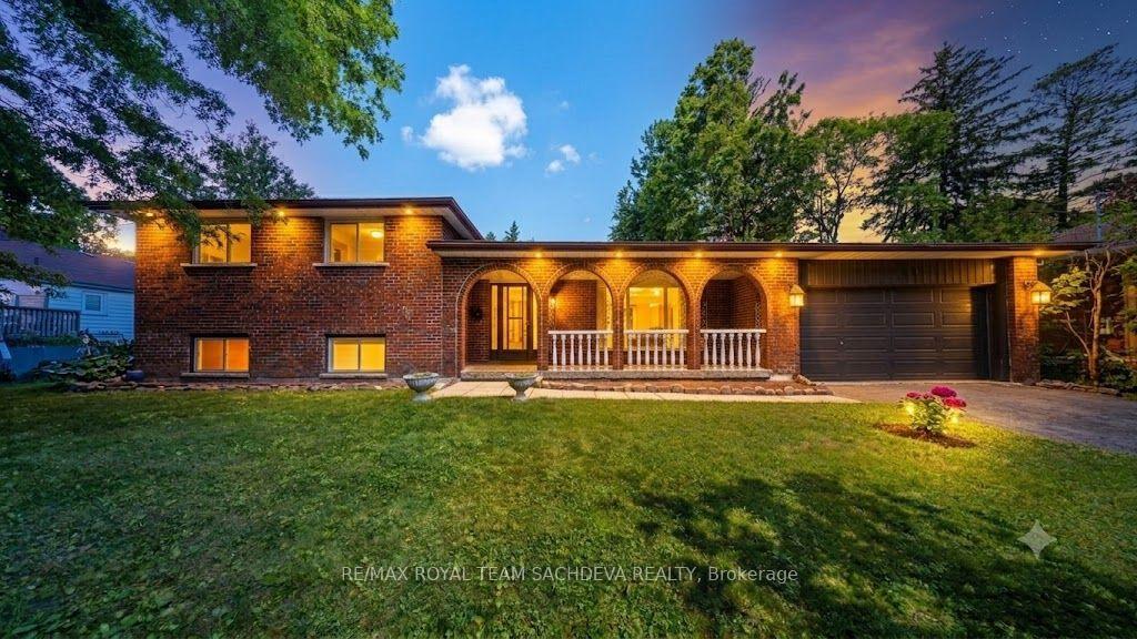Photo 2 of 68 Fergalea Avenue, Scarborough, West Hill — HOMEH