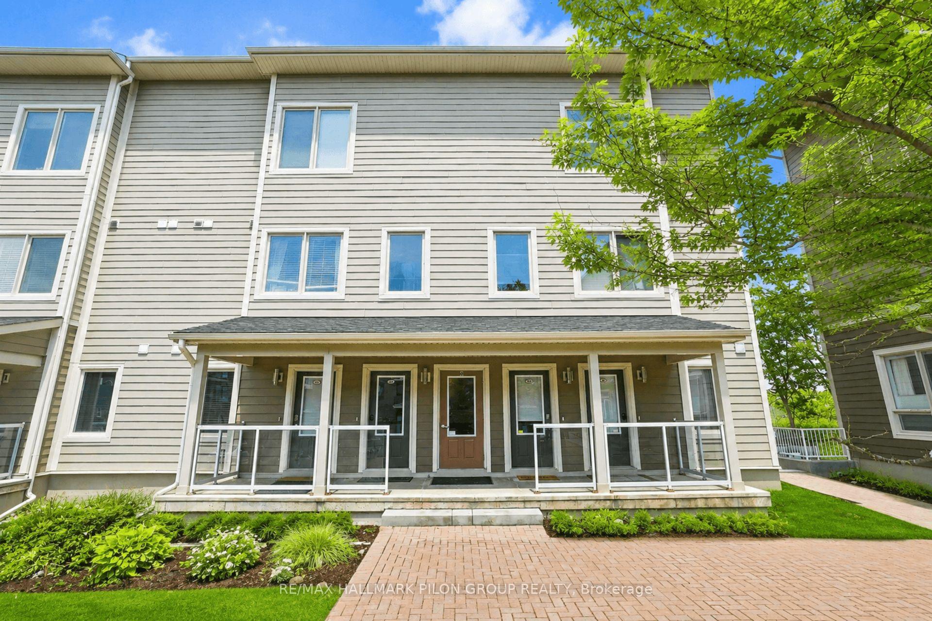 Photo 1 of 44 Meach Private, Ottawa, Stittsville (South) — HOMEH