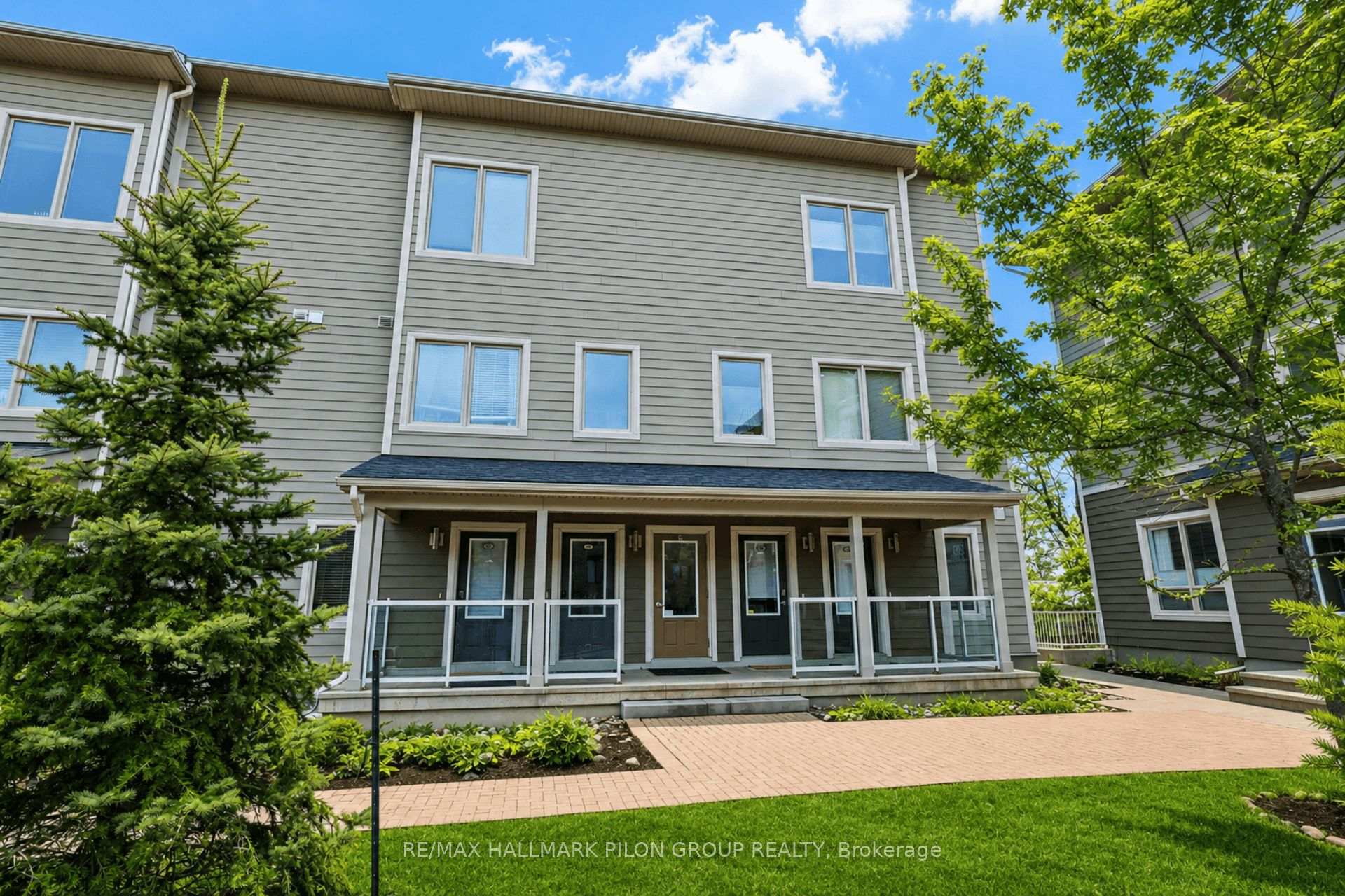 Photo 2 of 44 Meach Private, Ottawa, Stittsville (South) — HOMEH
