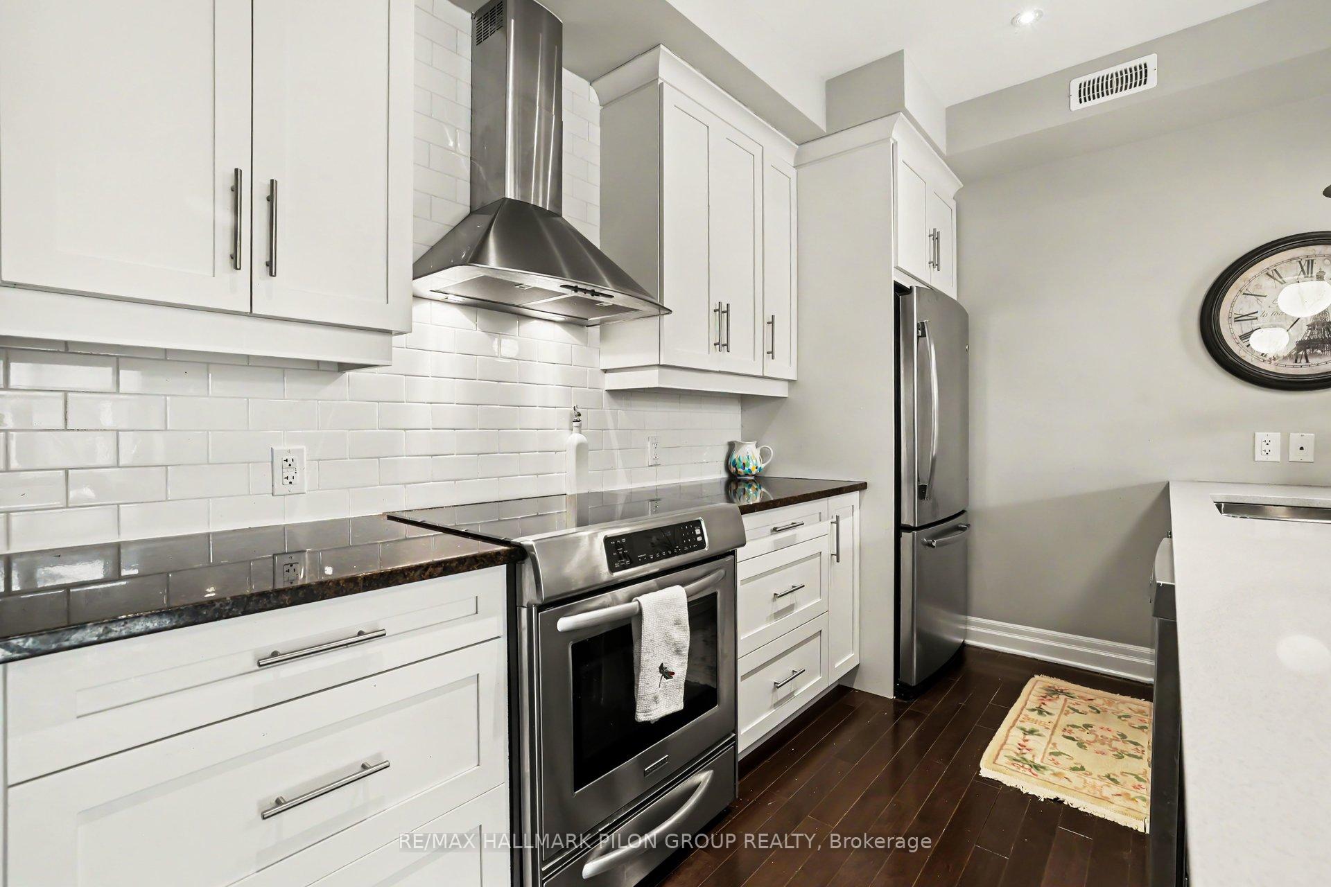 Photo 10 of 44 Meach Private, Ottawa, Stittsville (South) — HOMEH
