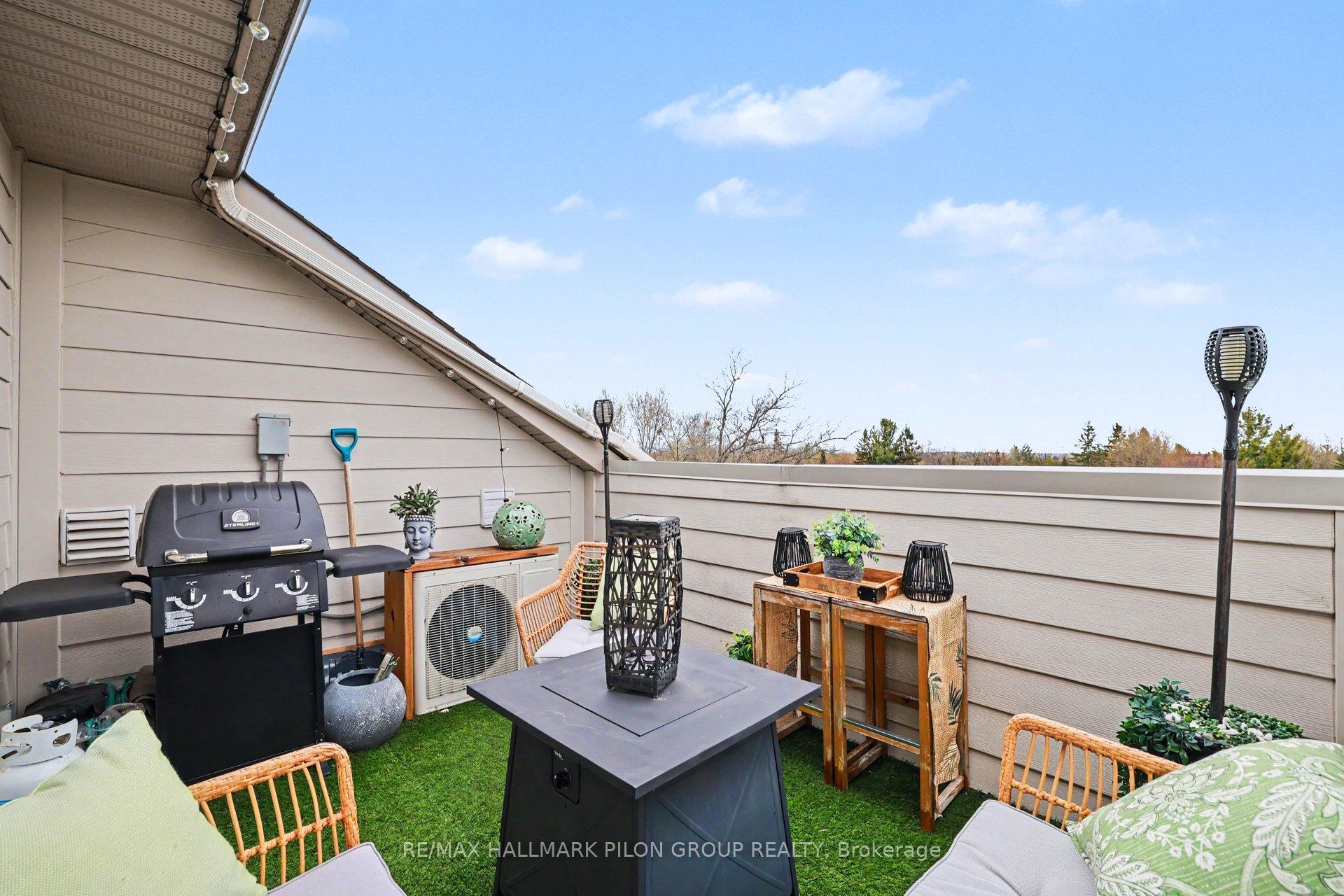 Photo 20 of 44 Meach Private, Ottawa, Stittsville (South) — HOMEH