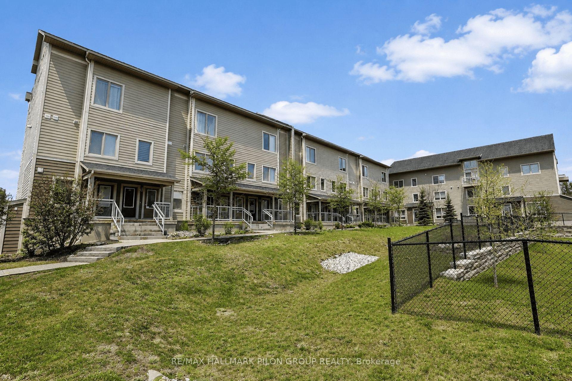 Photo 21 of 44 Meach Private, Ottawa, Stittsville (South) — HOMEH