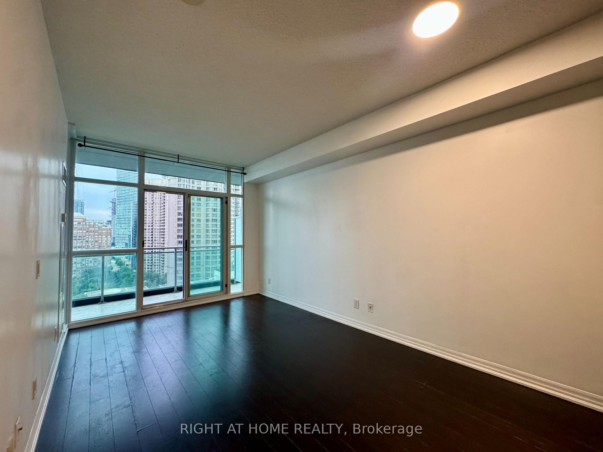 Photo 13 of Unit 1710, 223 Webb Drive, Mississauga, City Centre — HOMEH