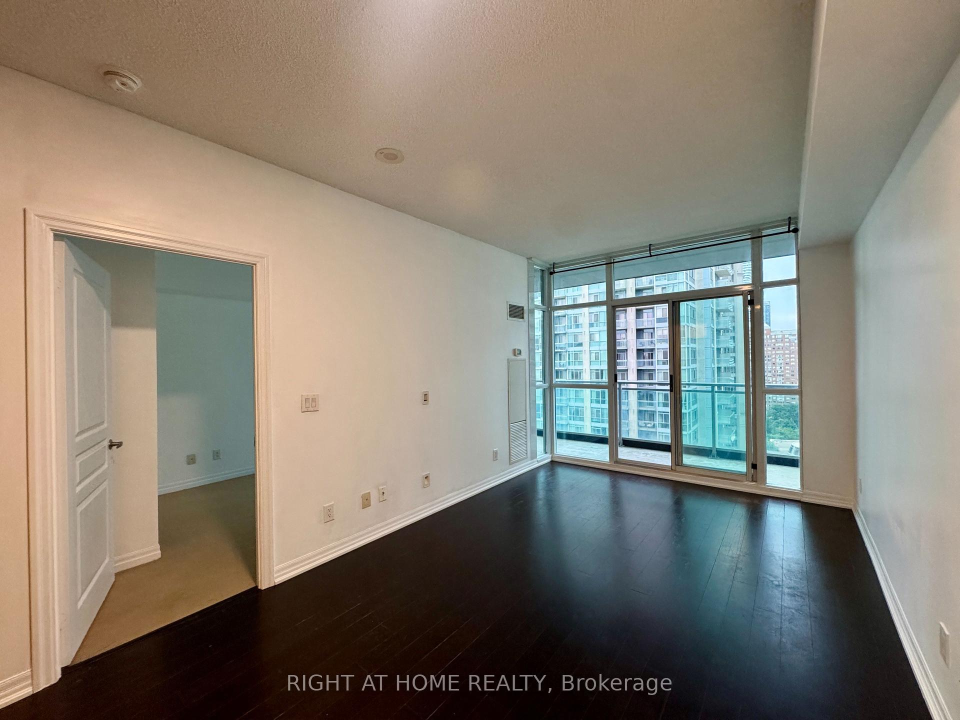 Photo 14 of Unit 1710, 223 Webb Drive, Mississauga, City Centre — HOMEH