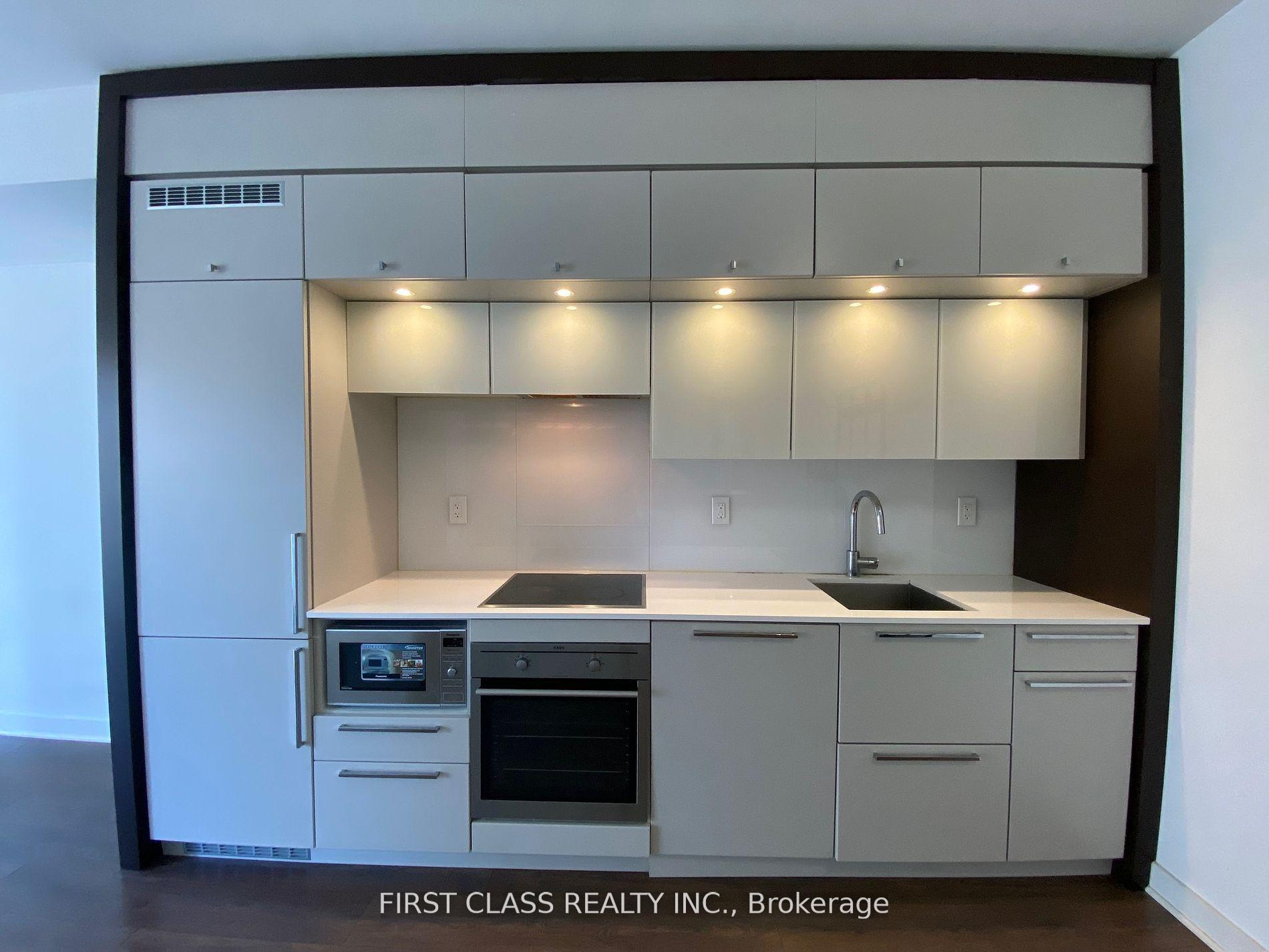 Photo 5 of Unit 1208, 15 Grenville Street, Toronto, Bay Street Corridor — HOMEH