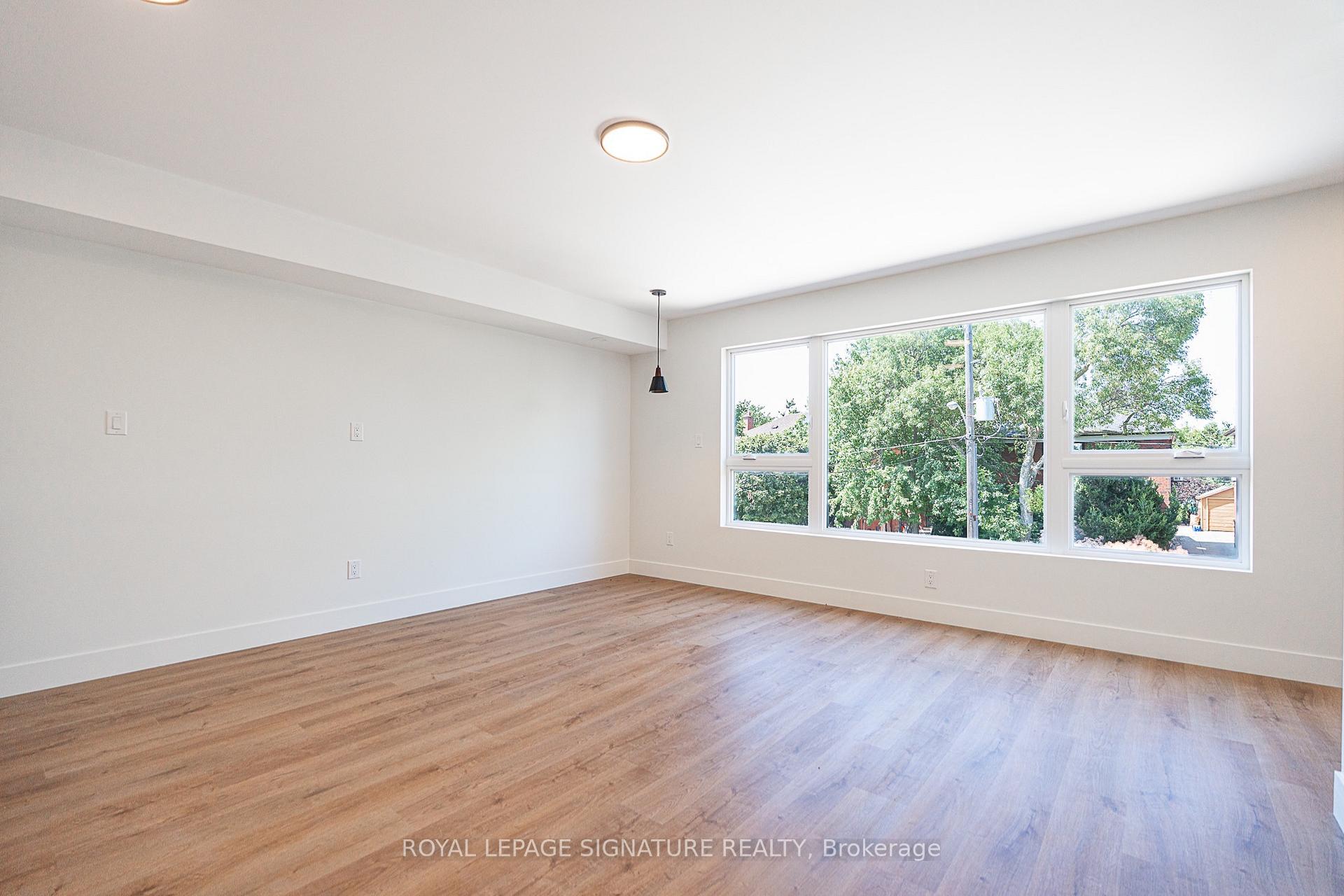 Photo 8 of Unit #5, 7 Earnscliffe Road, Toronto, Oakwood Village — HOMEH