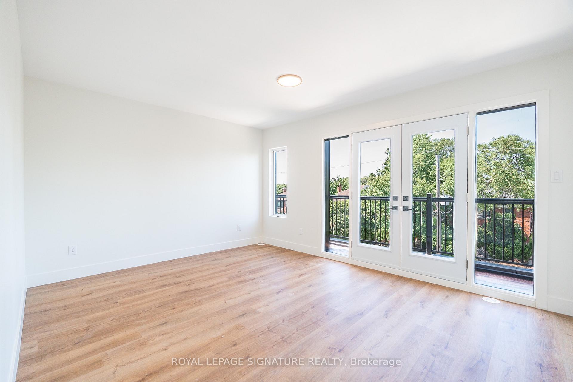 Photo 12 of Unit #5, 7 Earnscliffe Road, Toronto, Oakwood Village — HOMEH