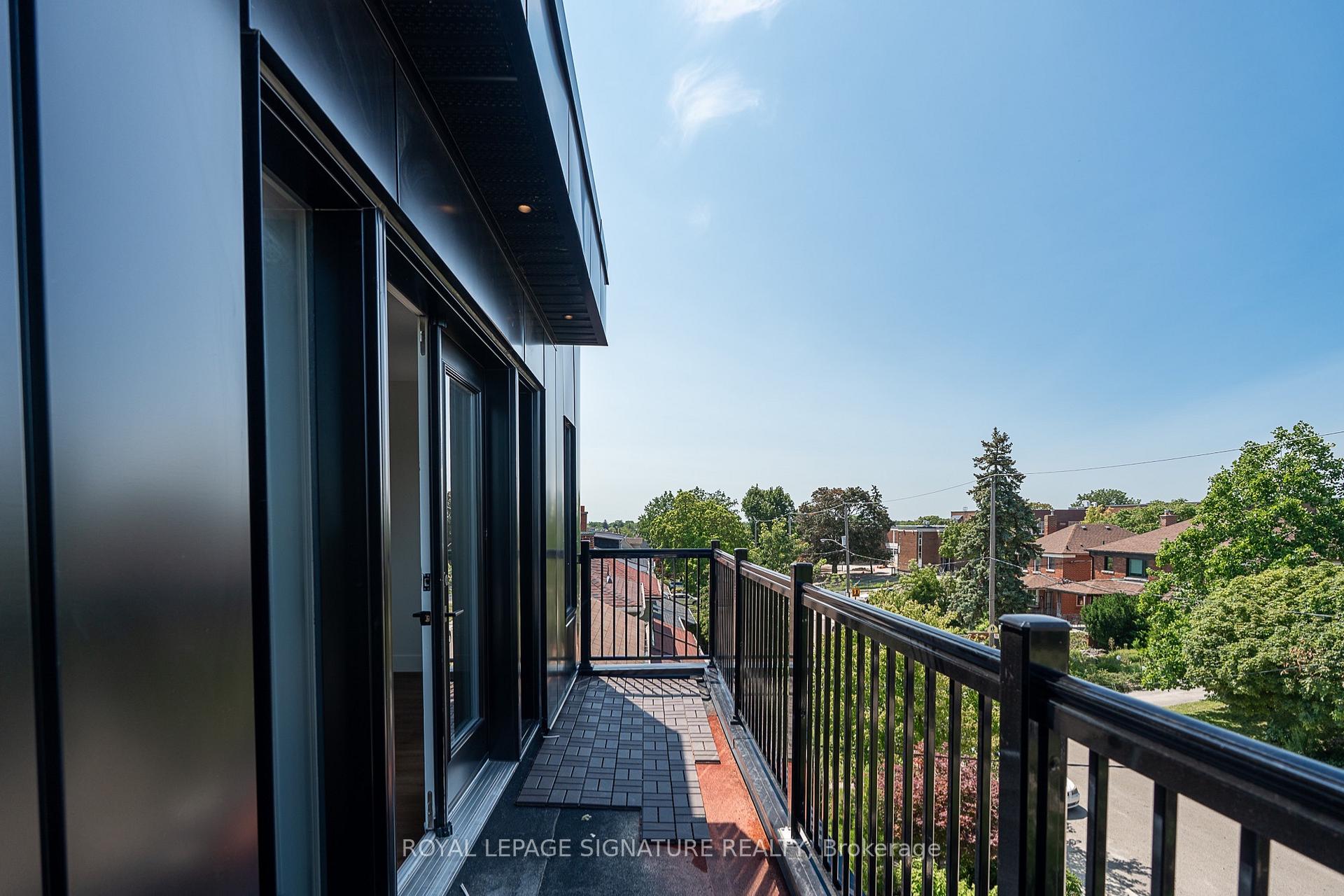 Photo 17 of Unit #5, 7 Earnscliffe Road, Toronto, Oakwood Village — HOMEH