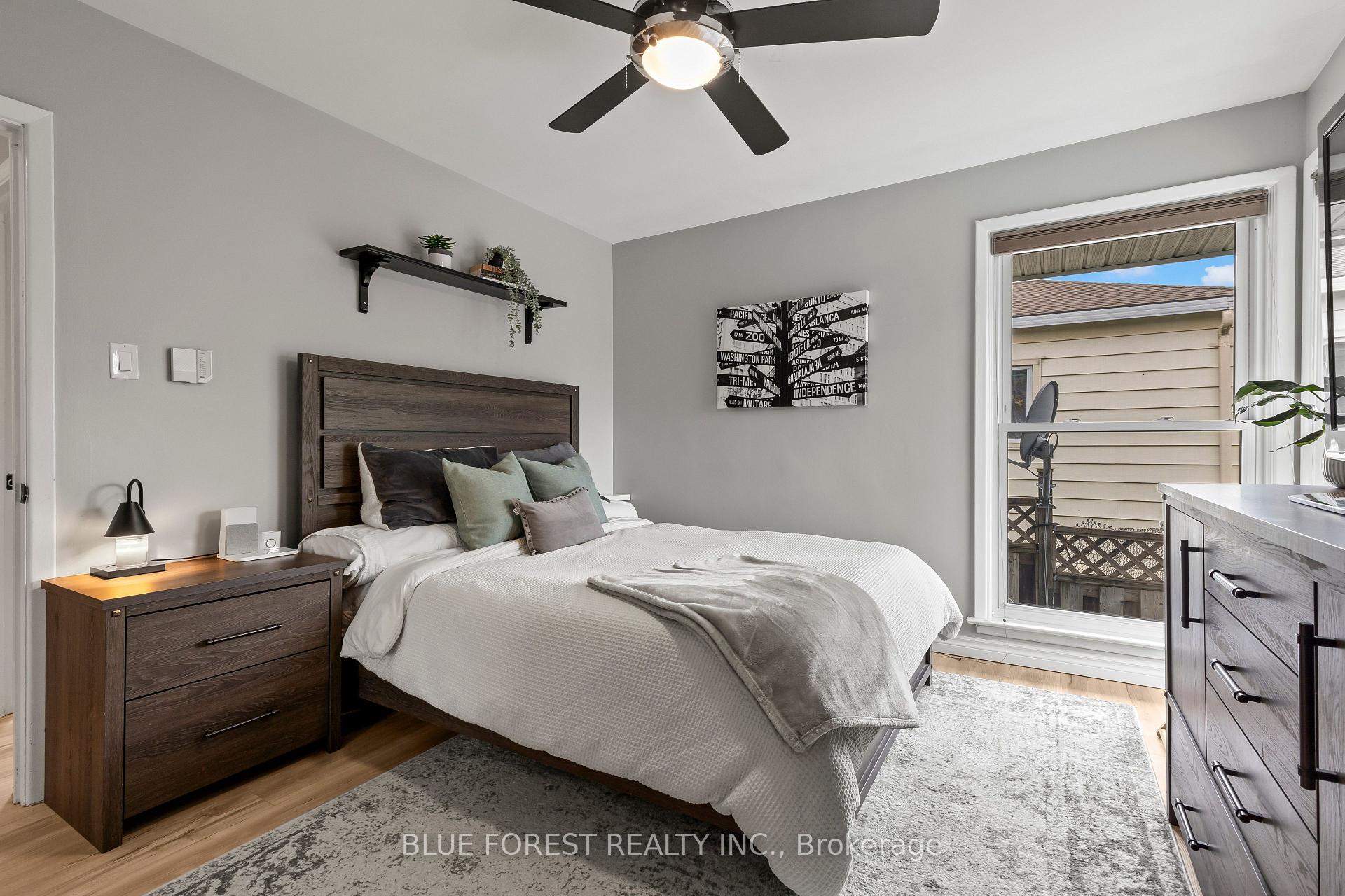 Photo 24 of 436 Baseline Road E, London, South G — HOMEH