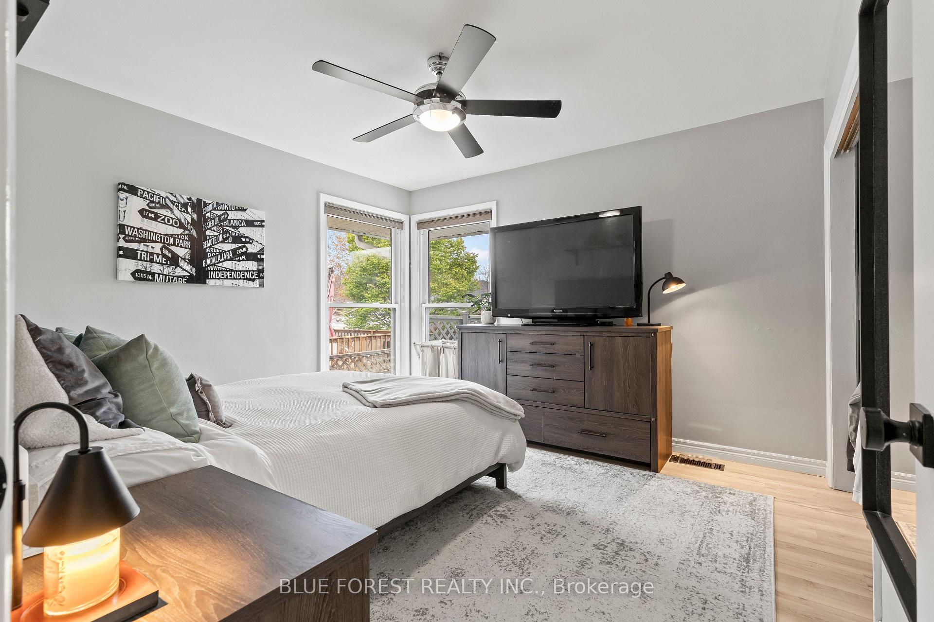 Photo 25 of 436 Baseline Road E, London, South G — HOMEH