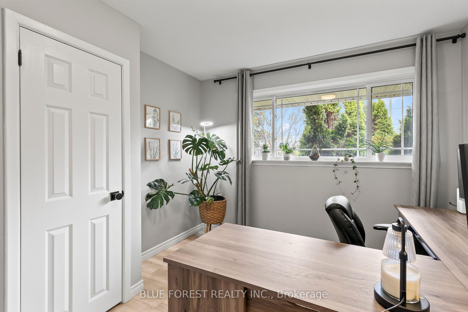 Photo 27 of 436 Baseline Road E, London, South G — HOMEH