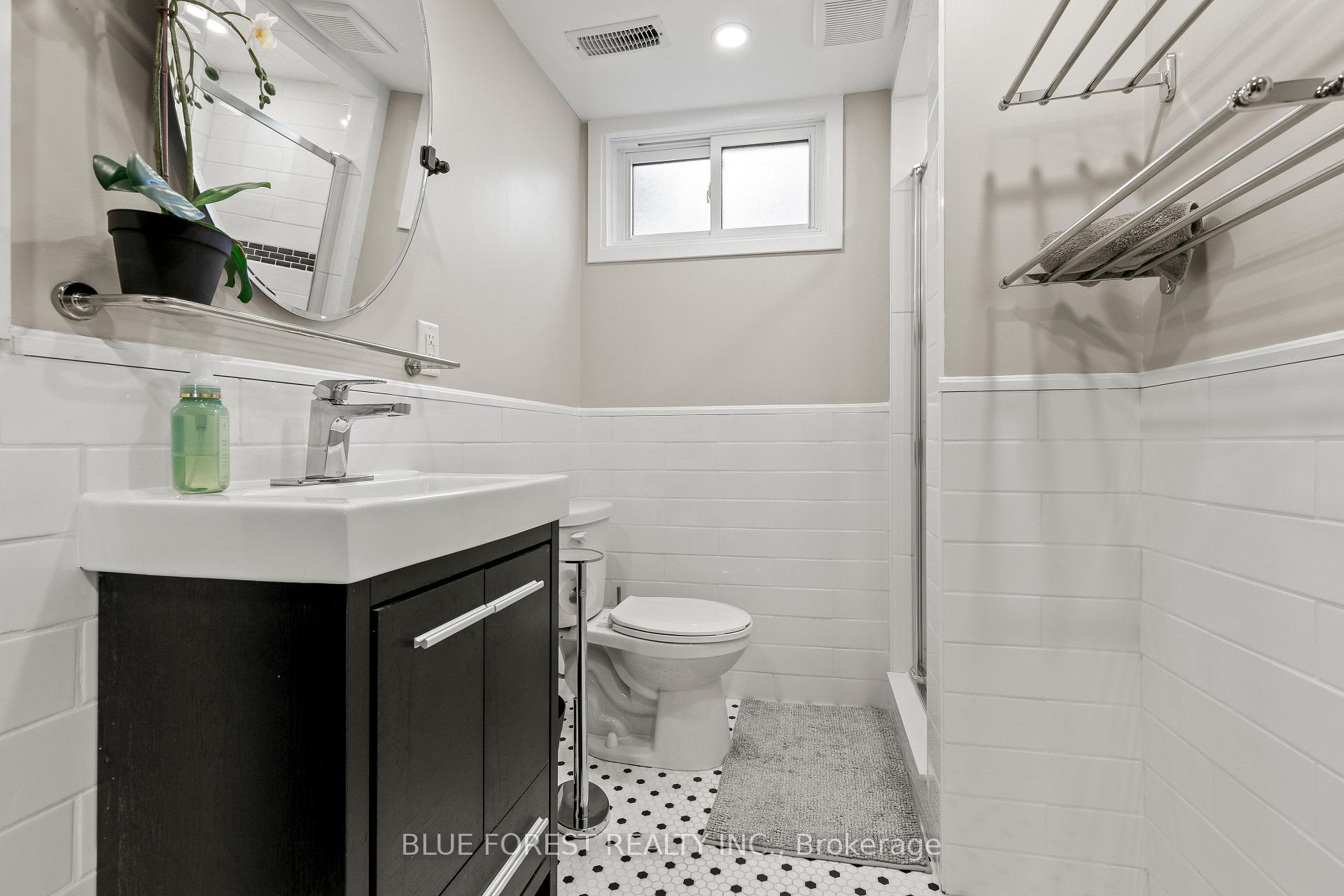Photo 39 of 436 Baseline Road E, London, South G — HOMEH