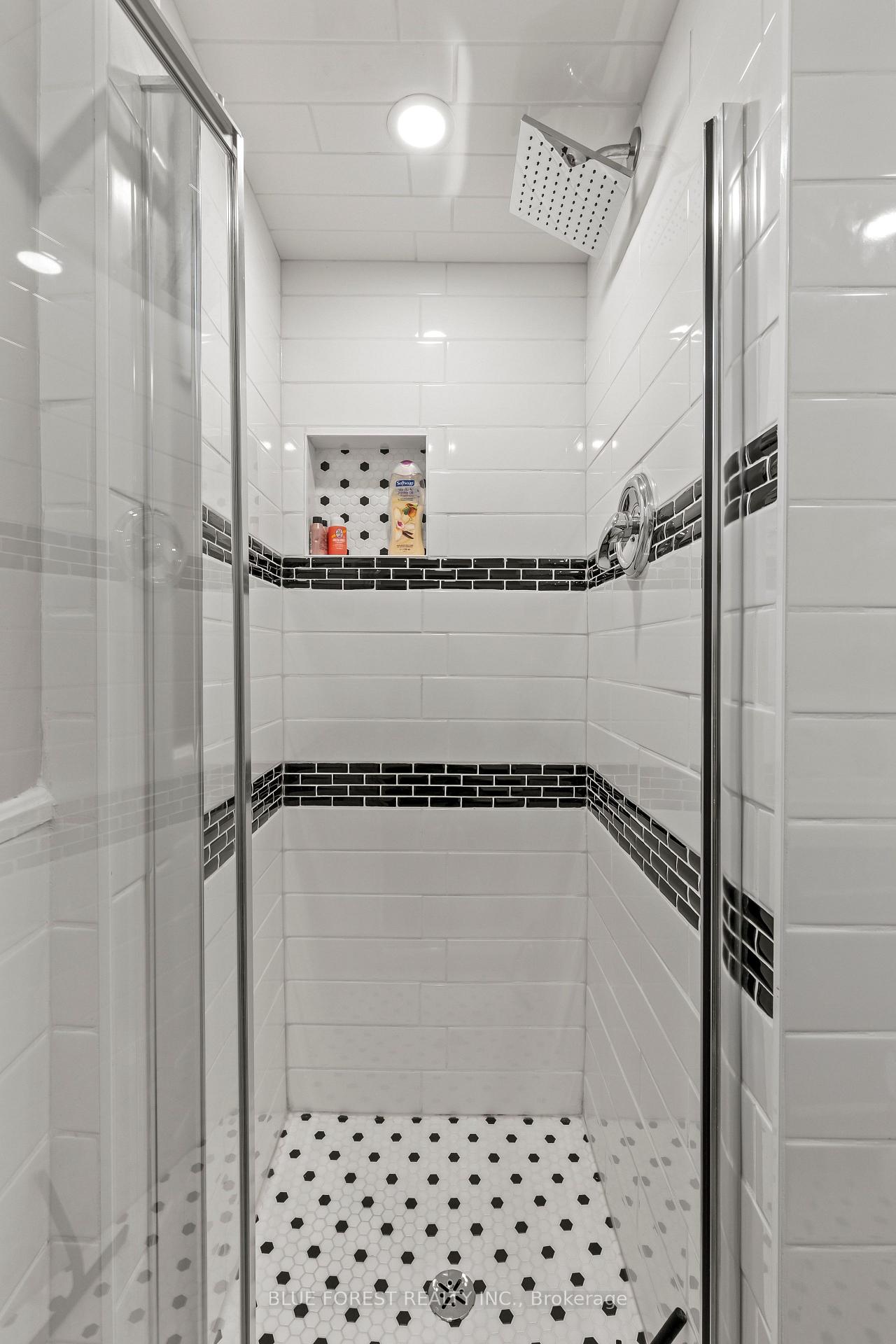 Photo 40 of 436 Baseline Road E, London, South G — HOMEH