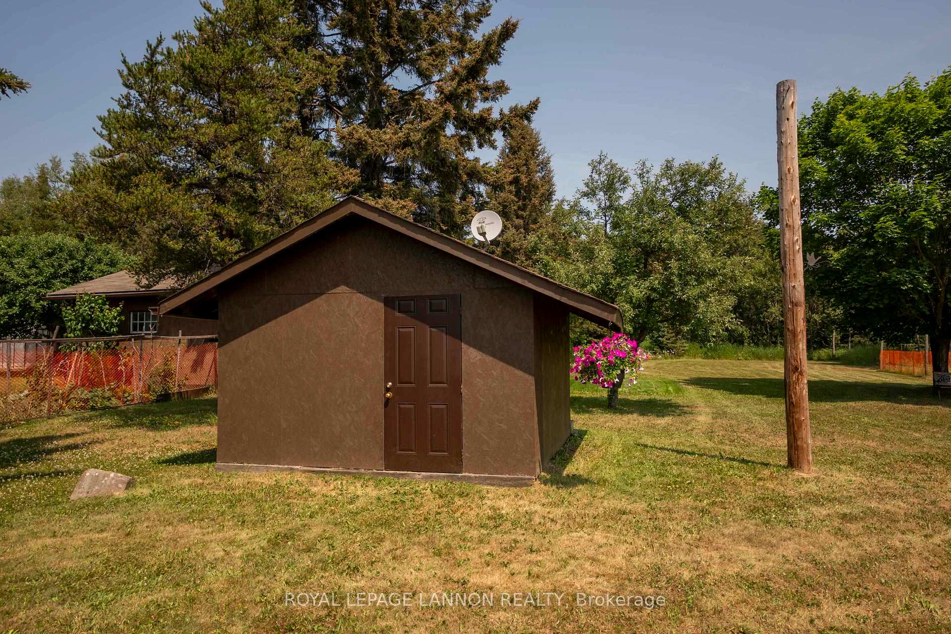 Photo 8 of 1312 John Street Rd, Thunder Bay, John Street North — HOMEH