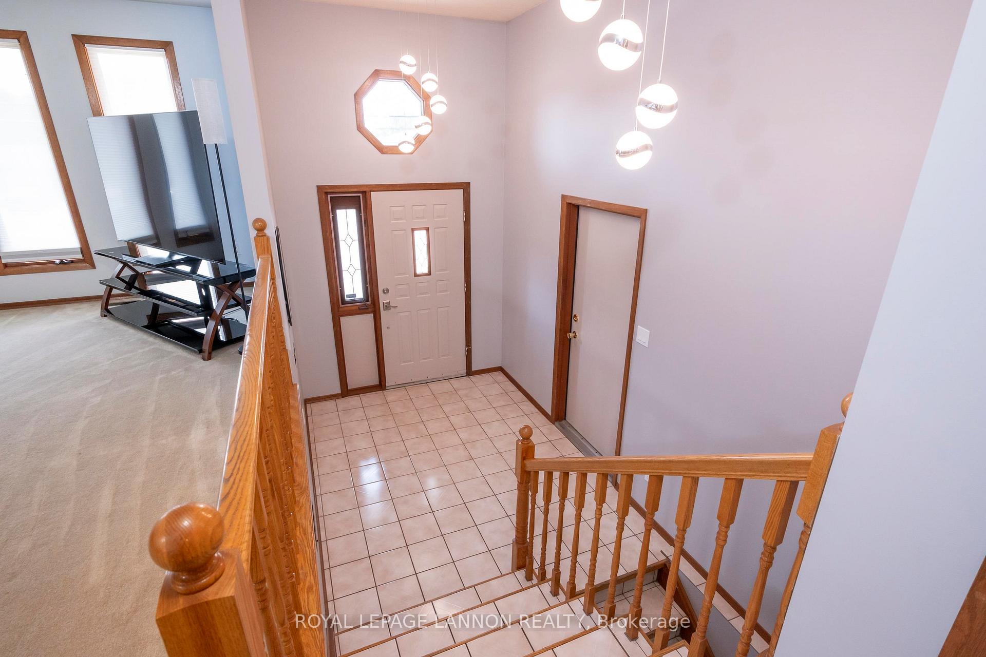 Photo 9 of 1312 John Street Rd, Thunder Bay, John Street North — HOMEH