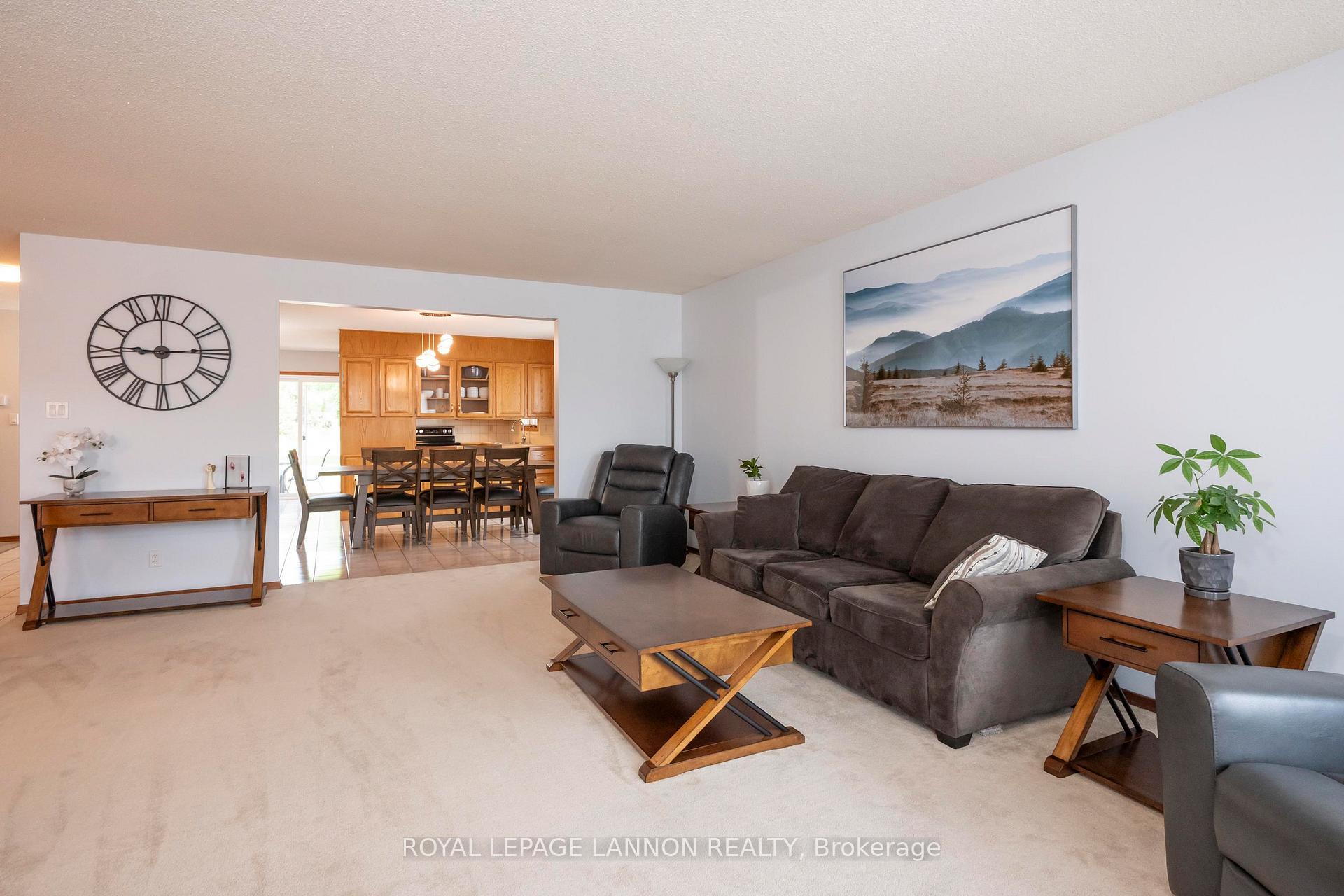 Photo 12 of 1312 John Street Rd, Thunder Bay, John Street North — HOMEH
