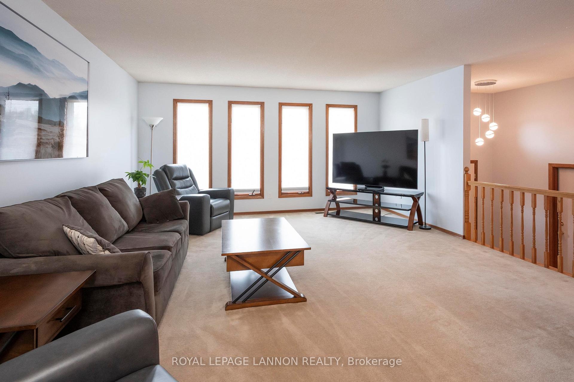 Photo 13 of 1312 John Street Rd, Thunder Bay, John Street North — HOMEH