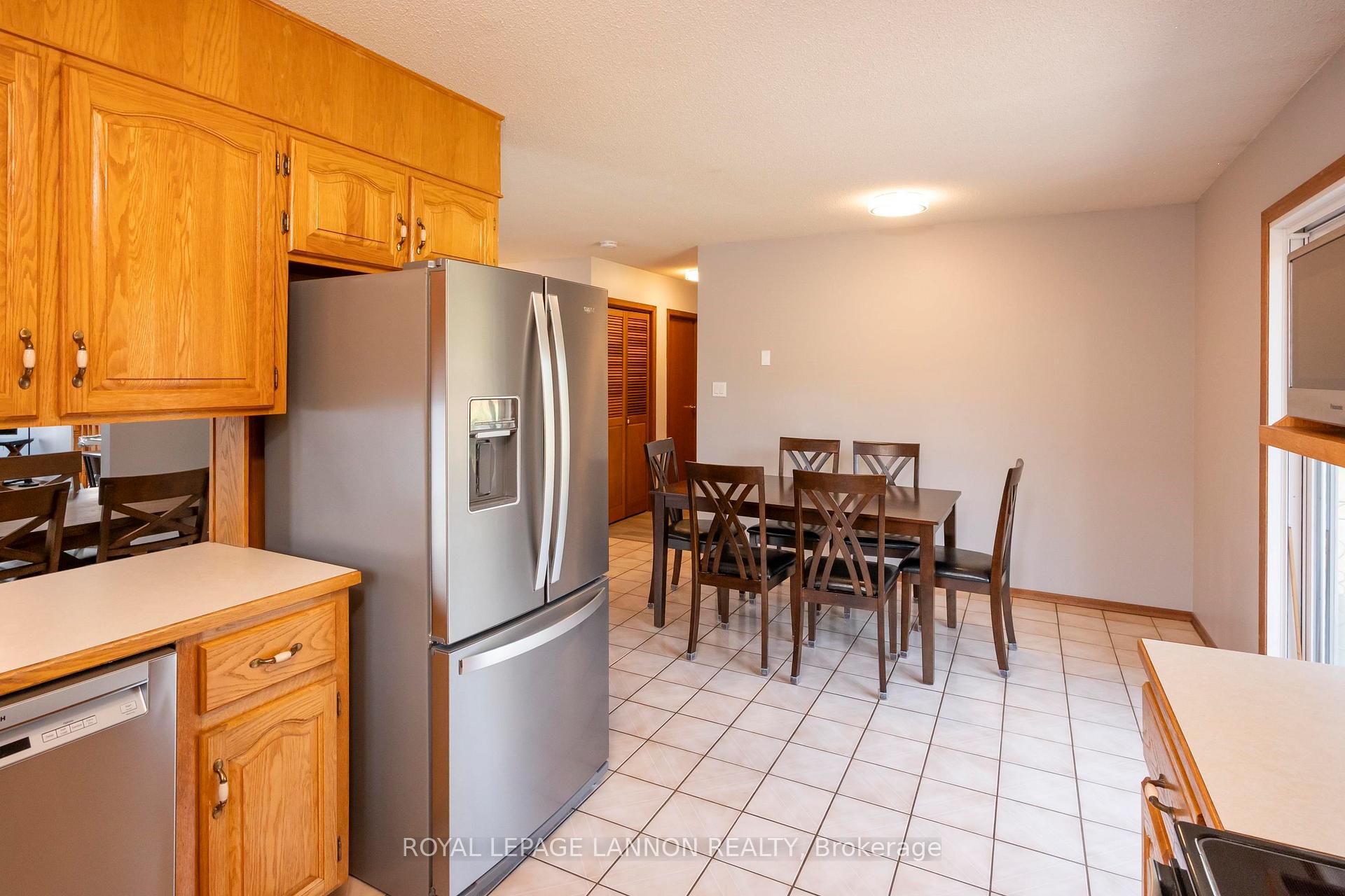 Photo 19 of 1312 John Street Rd, Thunder Bay, John Street North — HOMEH